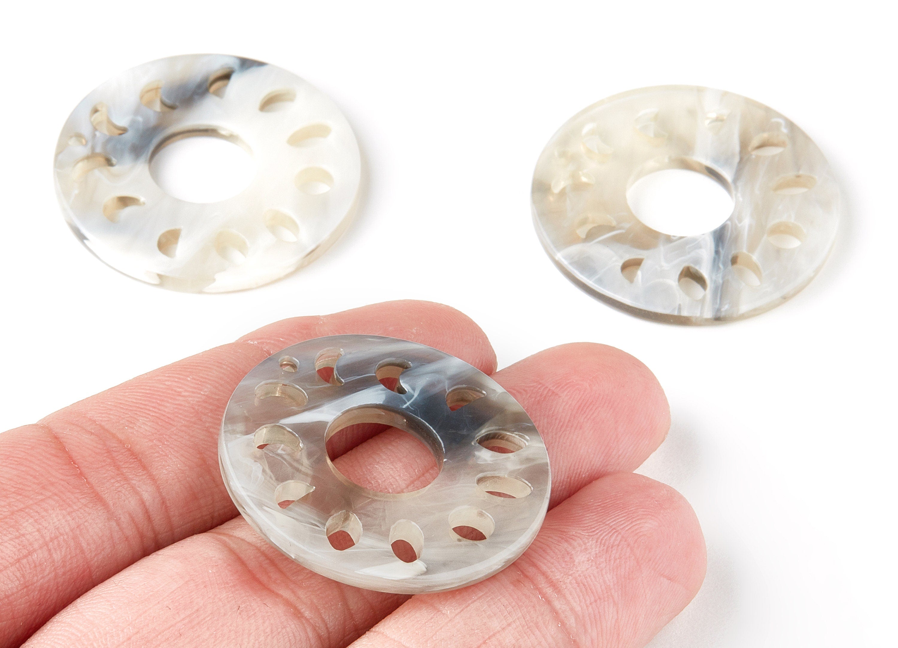 Acetate Acrylic Earring Charms - Tortoise Shell Earrings - Circle Shaped pendant - Color Code: A192 - 32.42x32.42x2.63mm - AC1482-A192 - DOMEDBAZAAR