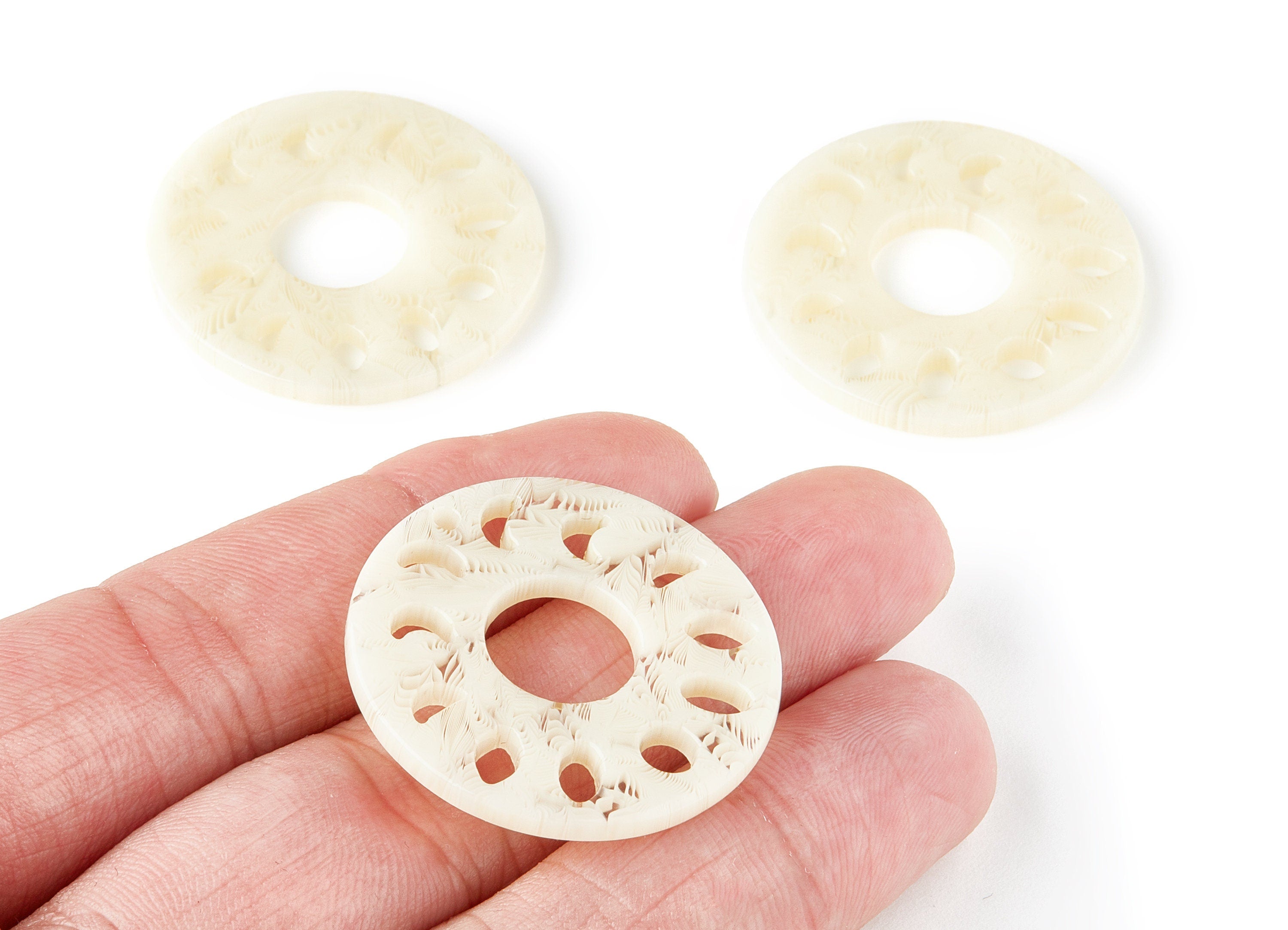 Acetate Circle Earring Charms - Circle Pendant - Earring Findings - Jewelry Supplies - Color Code: A191 - 32.42x32.42x2.63mm - AC1482-A191 - DOMEDBAZAAR