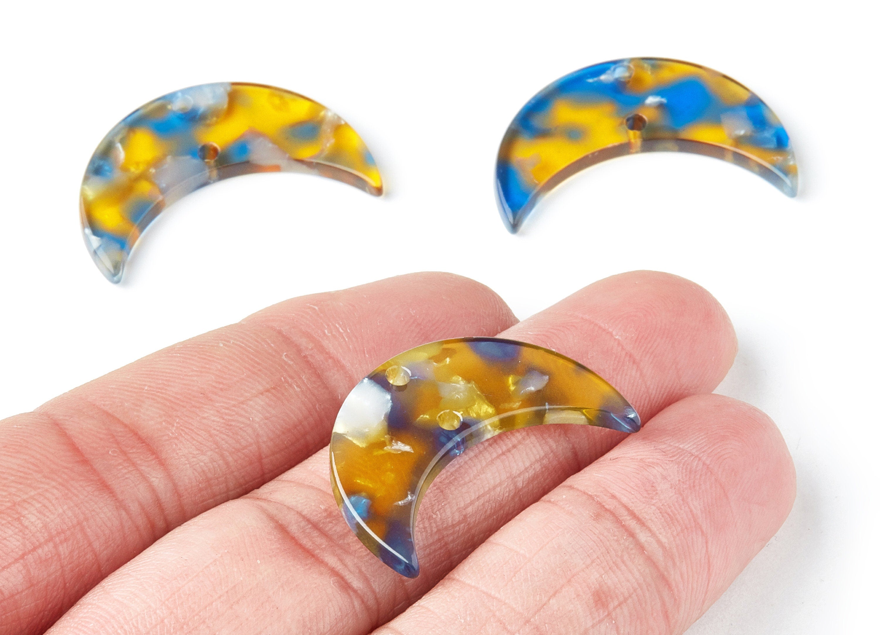 Acetate Moon Connector - Two Holes - Moon Earring and Pendant - Jewelry Supplys - Color Code: A40 - 29.8x19.24x2.77mm - AC1110ZZ - DOMEDBAZAAR