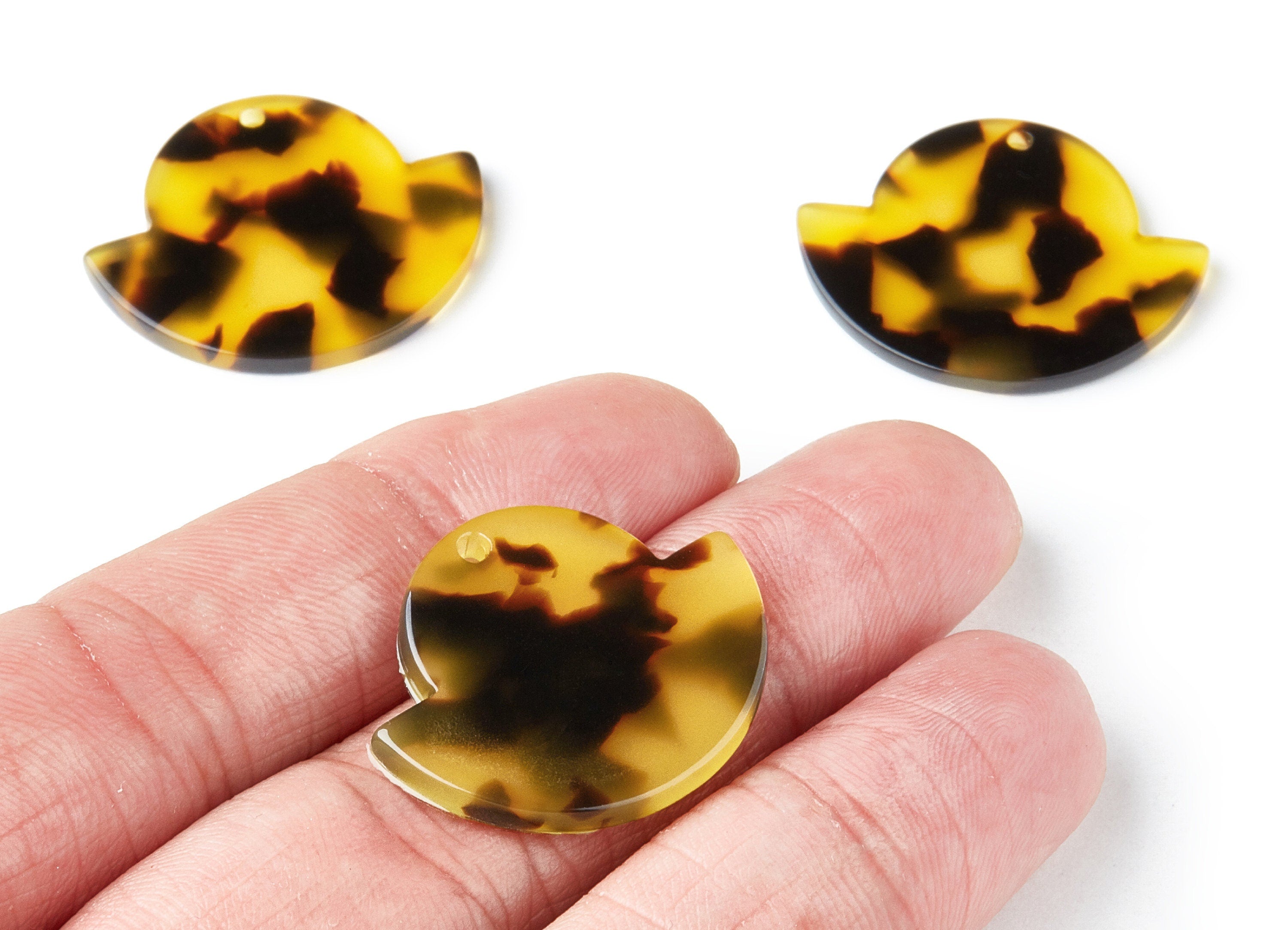 Acetate Acrylic Earring Charm - Tortoise Shell Earrings - Irregular Pendant - 1 Hole - Color Code:A02 - 28.8x23.64x2.6mm - AC1338A - DOMEDBAZAAR
