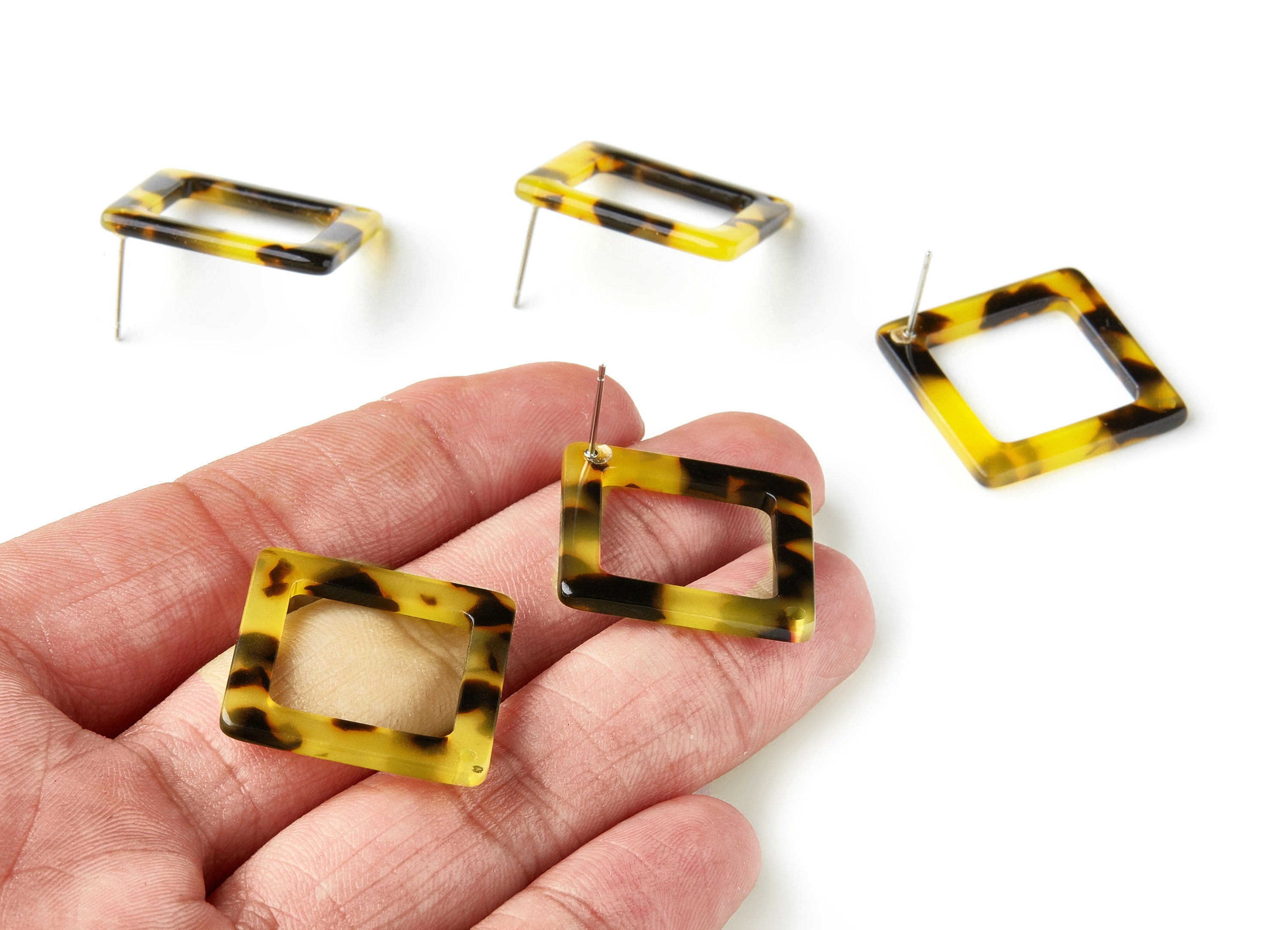 Acetate Acrylic Earring Stud - Post Charms - Tortoise Shell Earrings - Square Shaped - Color Code: A01 - 25x25x2.57mm - AC1587-A01 - DOMEDBAZAAR