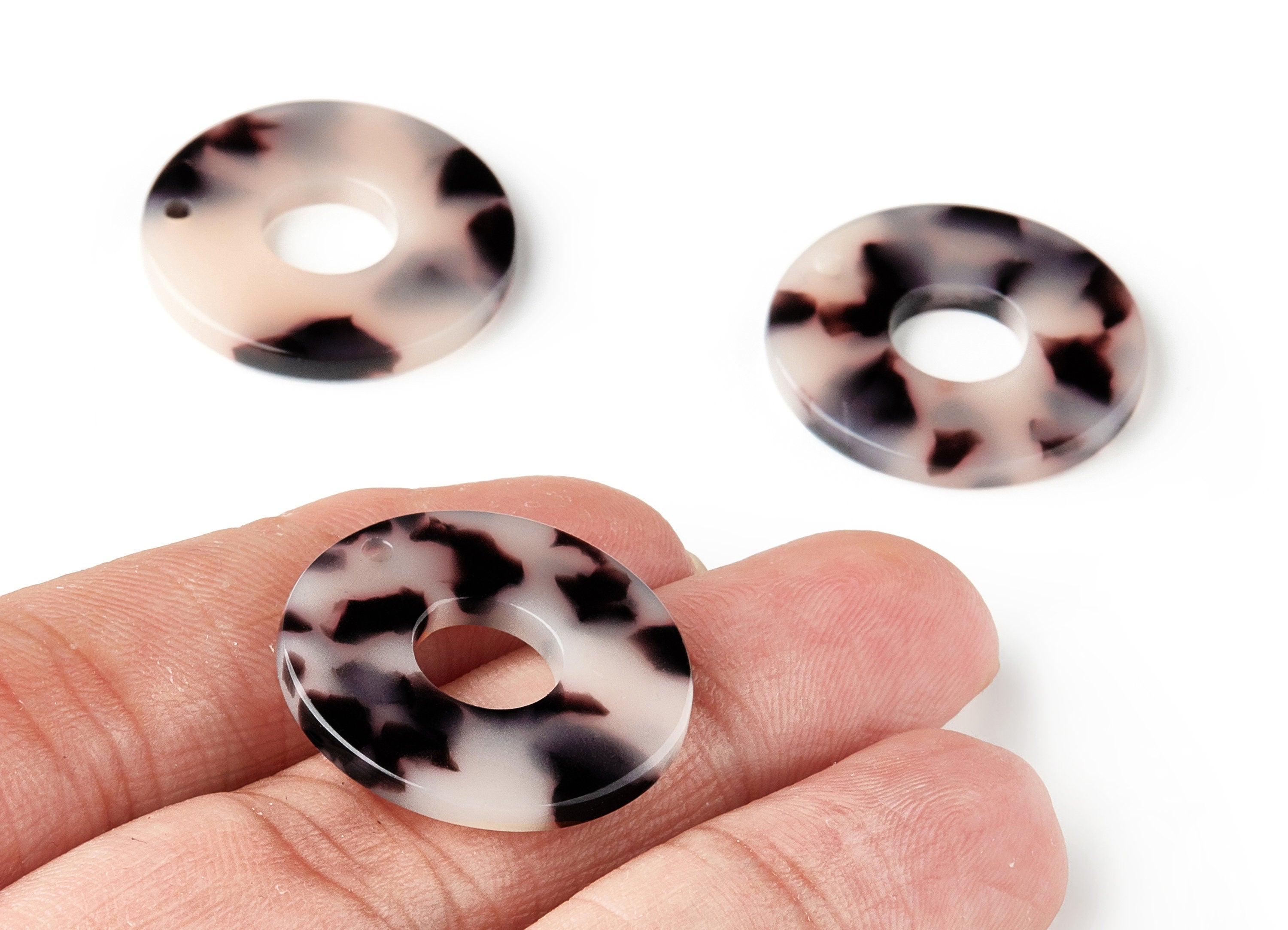 Acetate Circle Charms - Blond Tortoise Shell Earrings - Round Earring and Pendant - Color Code: A07 - 24.87x24.87x 2.62mm - AC1603-A07 - DOMEDBAZAAR