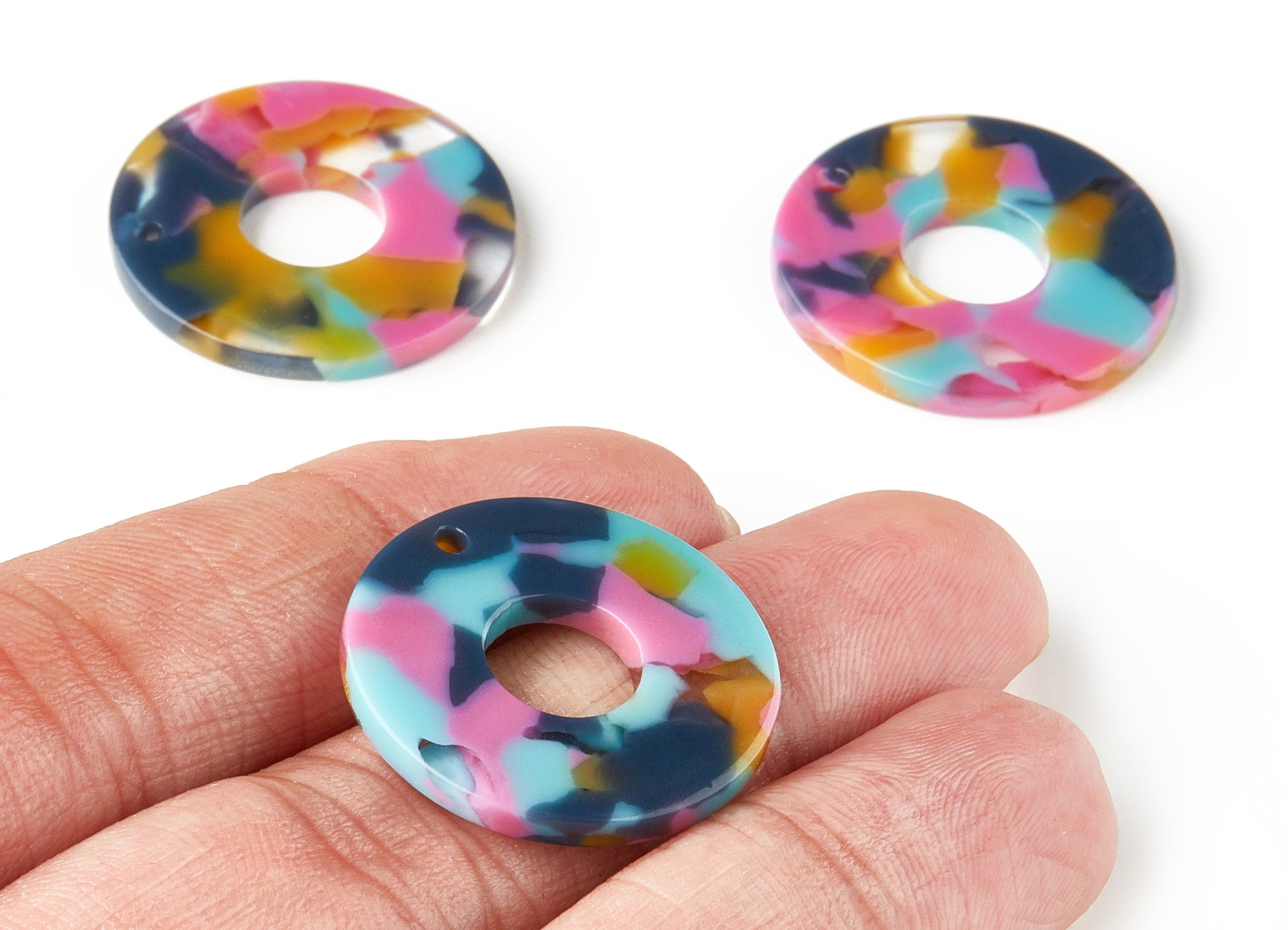 Acetate Circle Charms - Round Earring and Pendant - Jewelry Supplys  - Color Code: A258 - 24.87x24.87x 2.62mm - AC1603-A258 - DOMEDBAZAAR