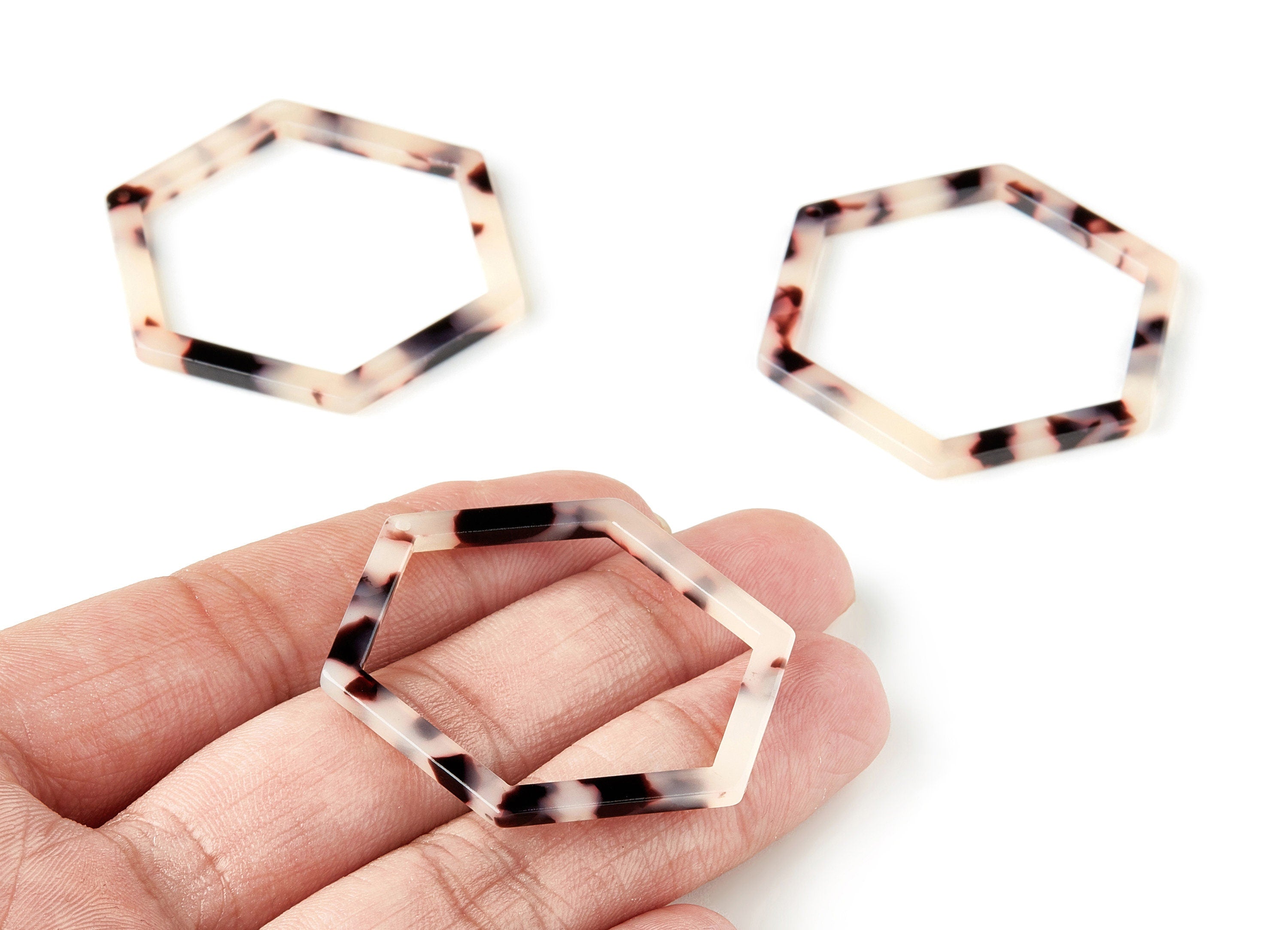 Acetate Acrylic Earring Charm - Blonde Tortoise Shell Earring - Hexagon Shaped Pendant - Color Code: A07- 44.75x39.4mm - AC1125-A07 - DOMEDBAZAAR