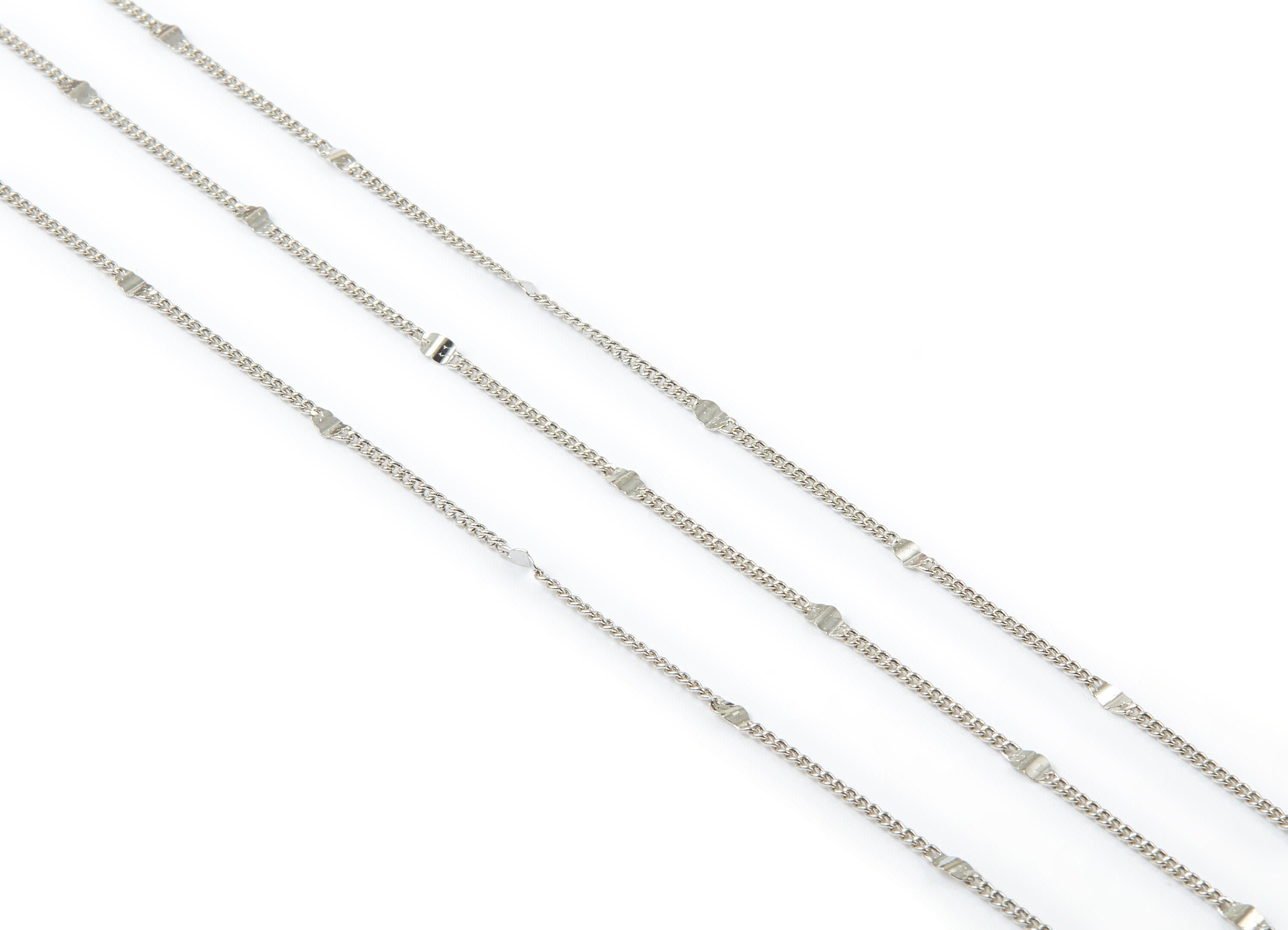 Hammered Satellite Curb Chain - Brass Chain - Silver Tone Plated Chain - Soldered Chain - 0.05&quot; x 0.03&quot; x 0.08&quot; - CC1103S - DOMEDBAZAAR