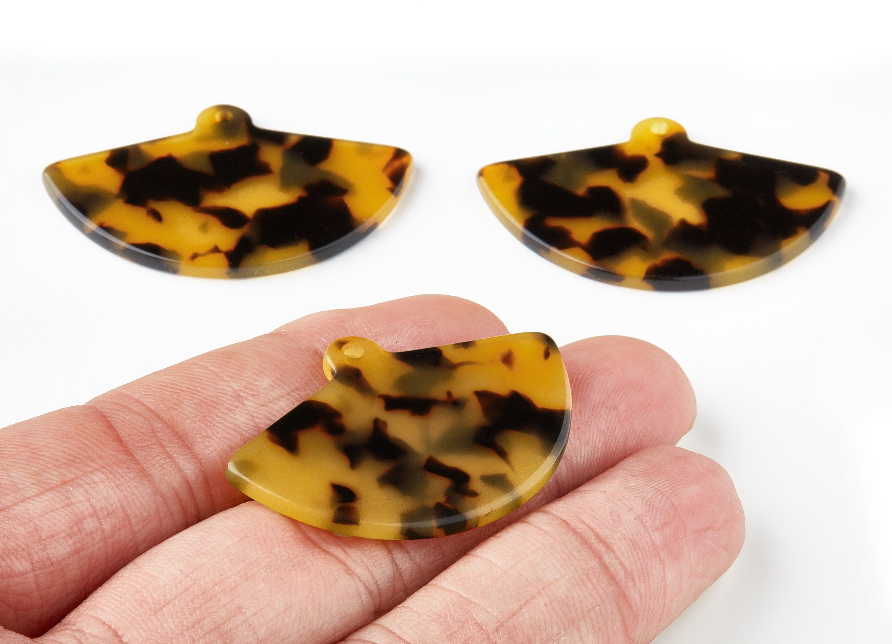 Acetate Acrylic Earring Charm - Tortoise Shell Earrings - Fan Pendant - Jewelry Supplies - Color Code: A01 - 41.9x27.3x2.4mm - AC1558-A01 - DOMEDBAZAAR
