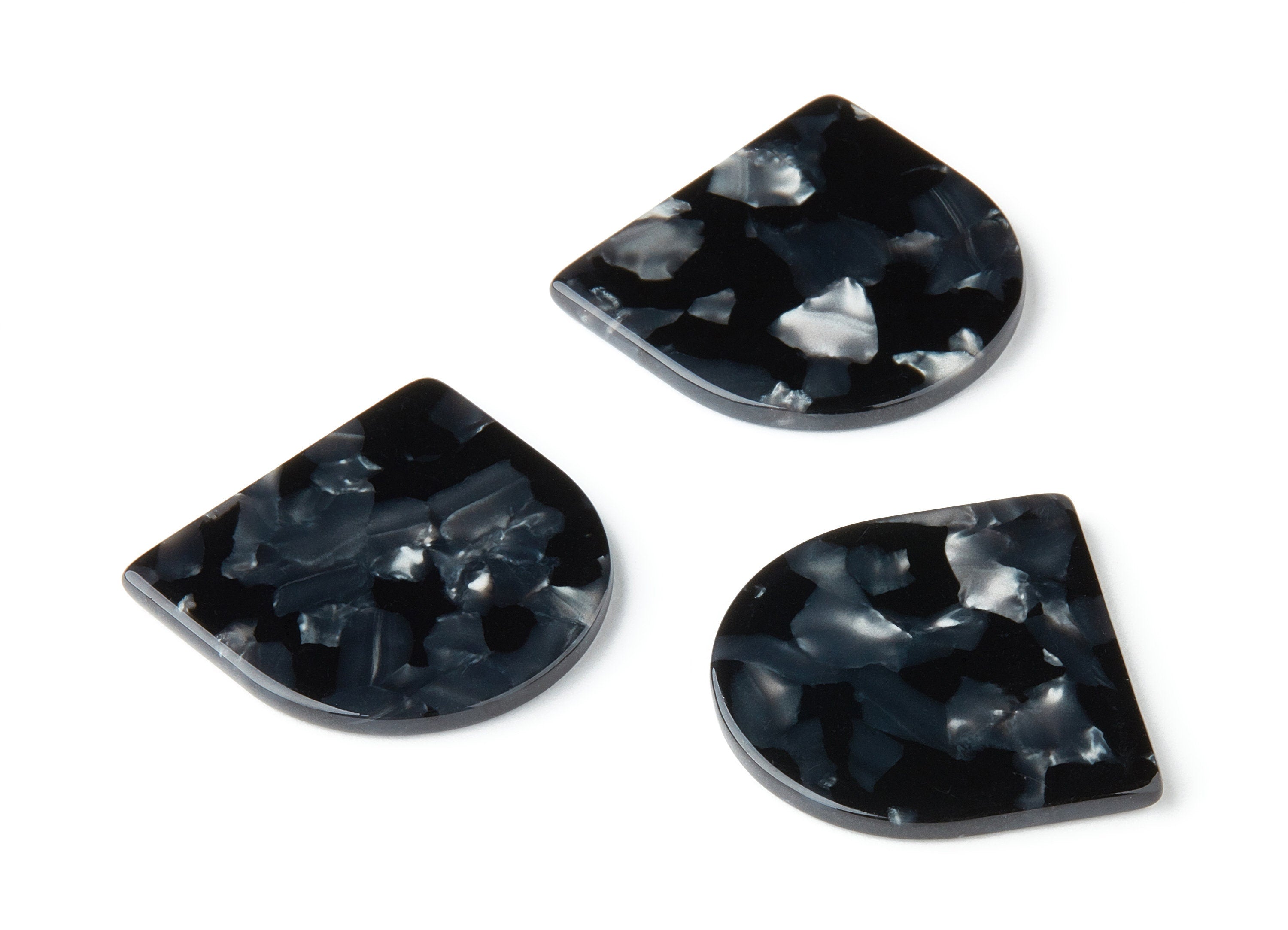 Acetate D Charms - D Earrings and Pendant - Earring Findings - Jewelry Supplys - Color Code: A48 - 27.5x26.5x2.5mm - AC1541-A48 - DOMEDBAZAAR