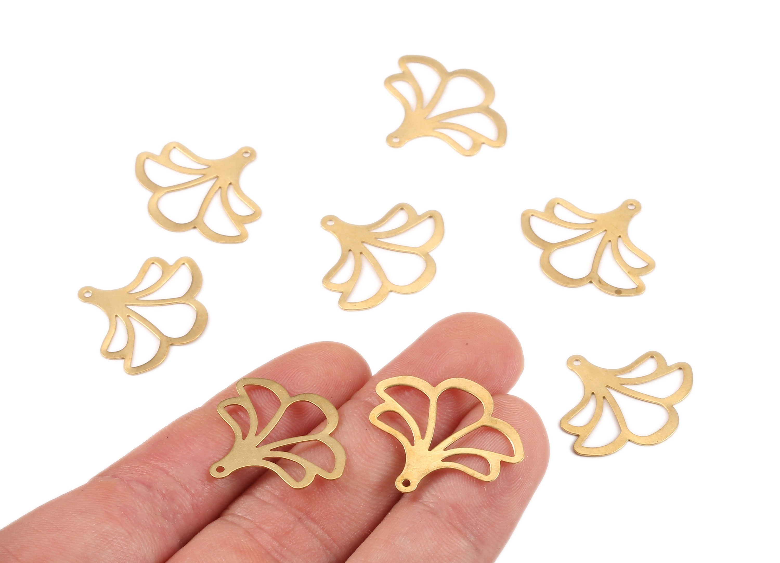 Brass Flower Charms - Raw Brass Flower Earrings and Pendant - Earring Findings - Jewelry Supplies - 24.63x21.11x0.39mm - PP2299 - DOMEDBAZAAR