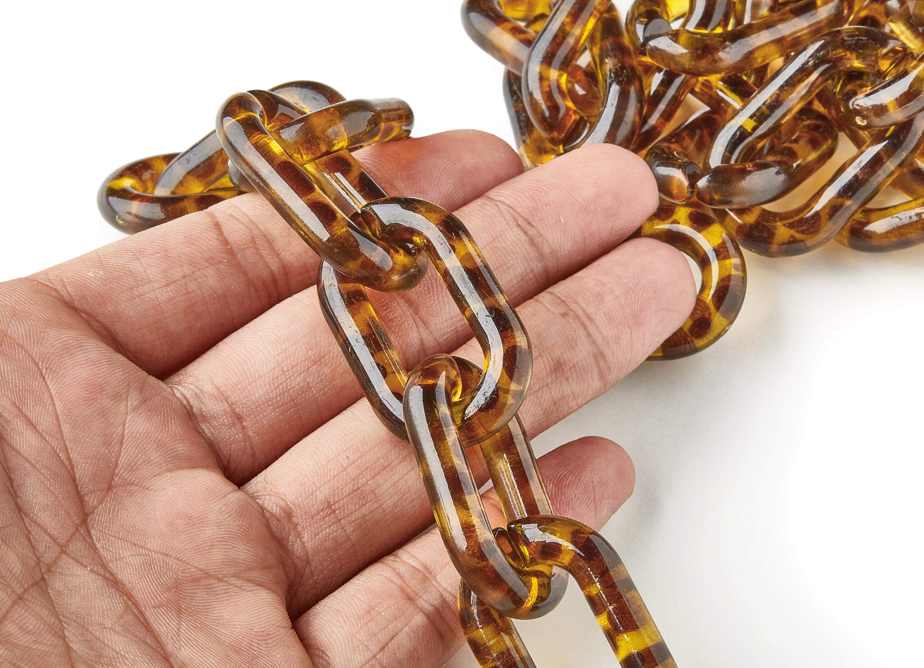 Acrylic Oval Curb Chain - Open Link Curb Chain - 1strand : 45cm - Plastic Curb Chain Links - Necklace Chain - 40.24x24.65x6.88mm - AC1697 - DOMEDBAZAAR