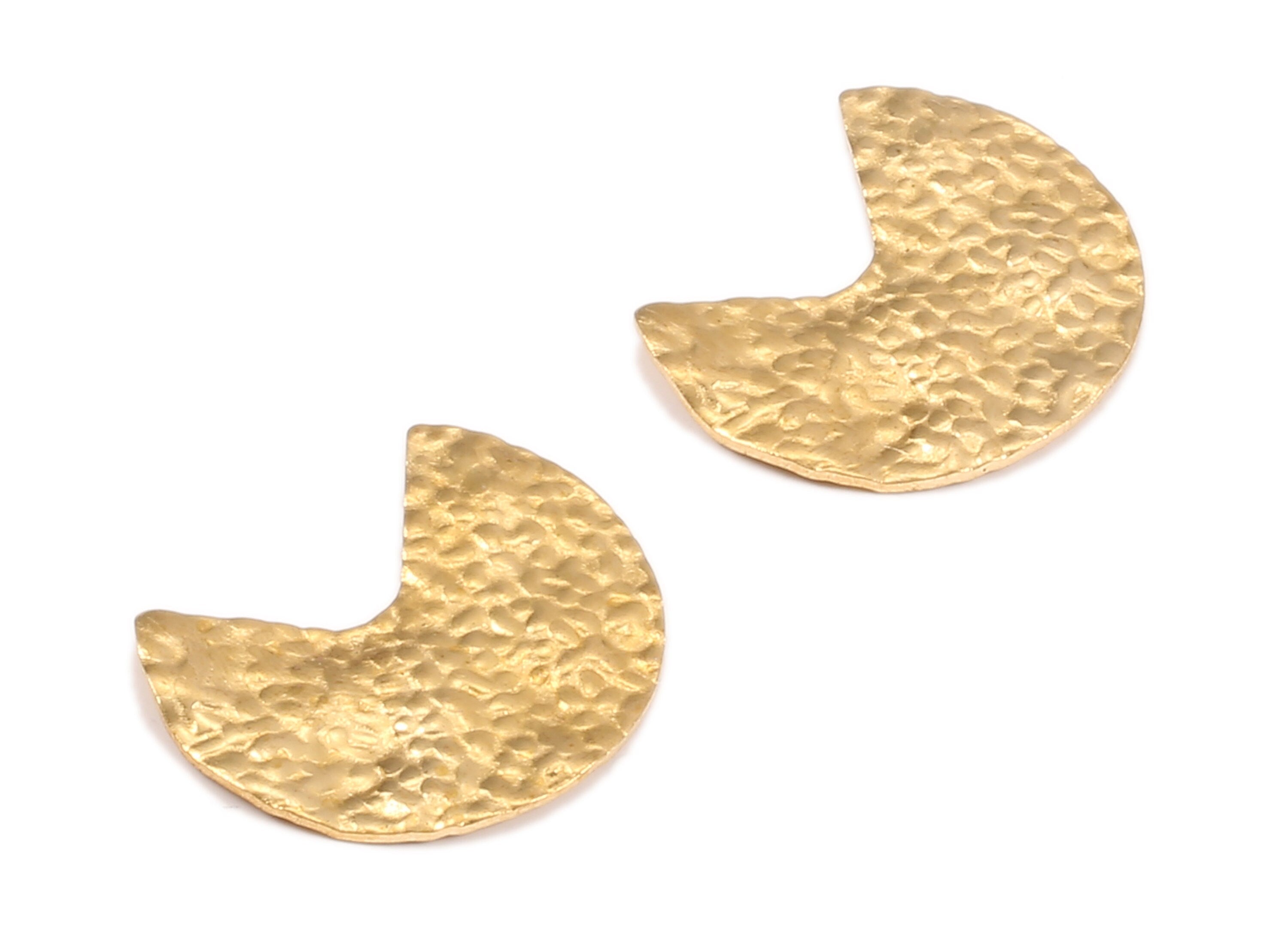Brass Round Charms - Raw Brass Hammered Round Earrings and Pendant - Earring Findings - Jewelry Supplies - 25.02x20.64x0.89mm - PP2284 - DOMEDBAZAAR