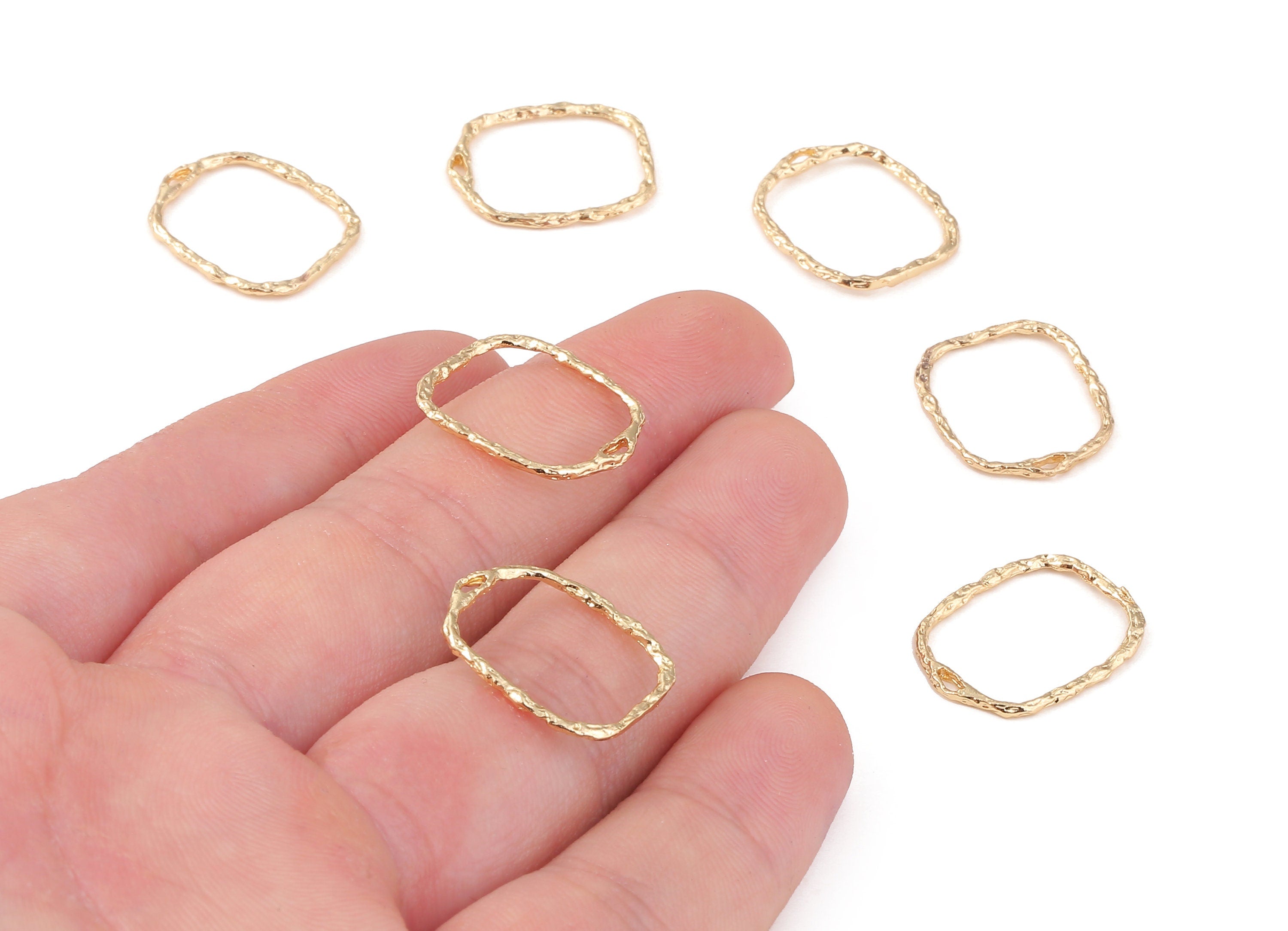 Brass Rectangle Wire Charms - Brass Rectangle Wire Pendant - 18K Real Gold Plated Brass - Jewelry Supplies - 17.73x16.05x1.08mm - RGP1232 - DOMEDBAZAAR