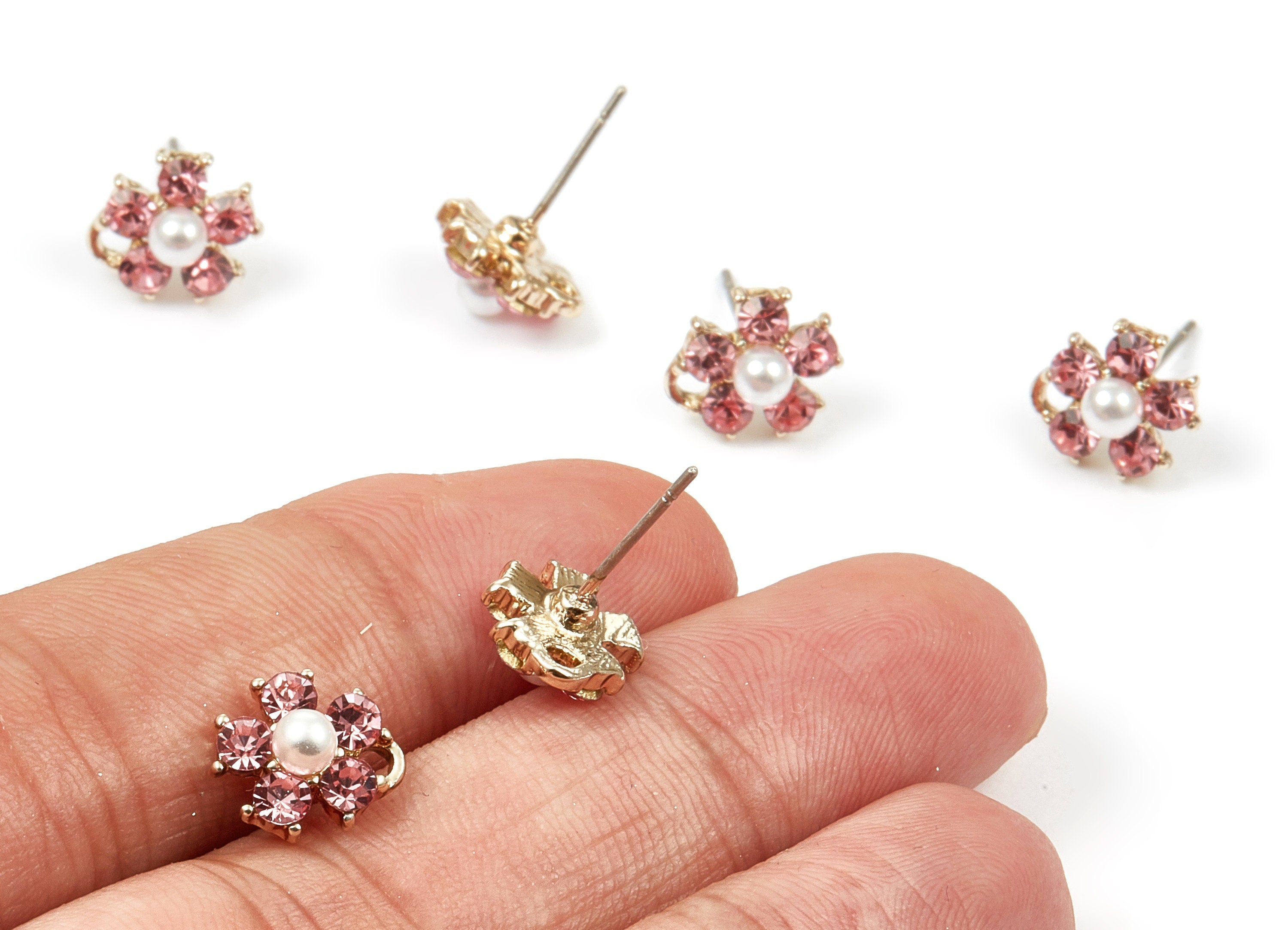 Zinc Alloy Flower Earring Stud - Pearl Earring Post with Glass Beads - Crystal Earring Stud - Gold Tone Plated - 10.6x9.4x2.5mm - ZZ1360 - DOMEDBAZAAR