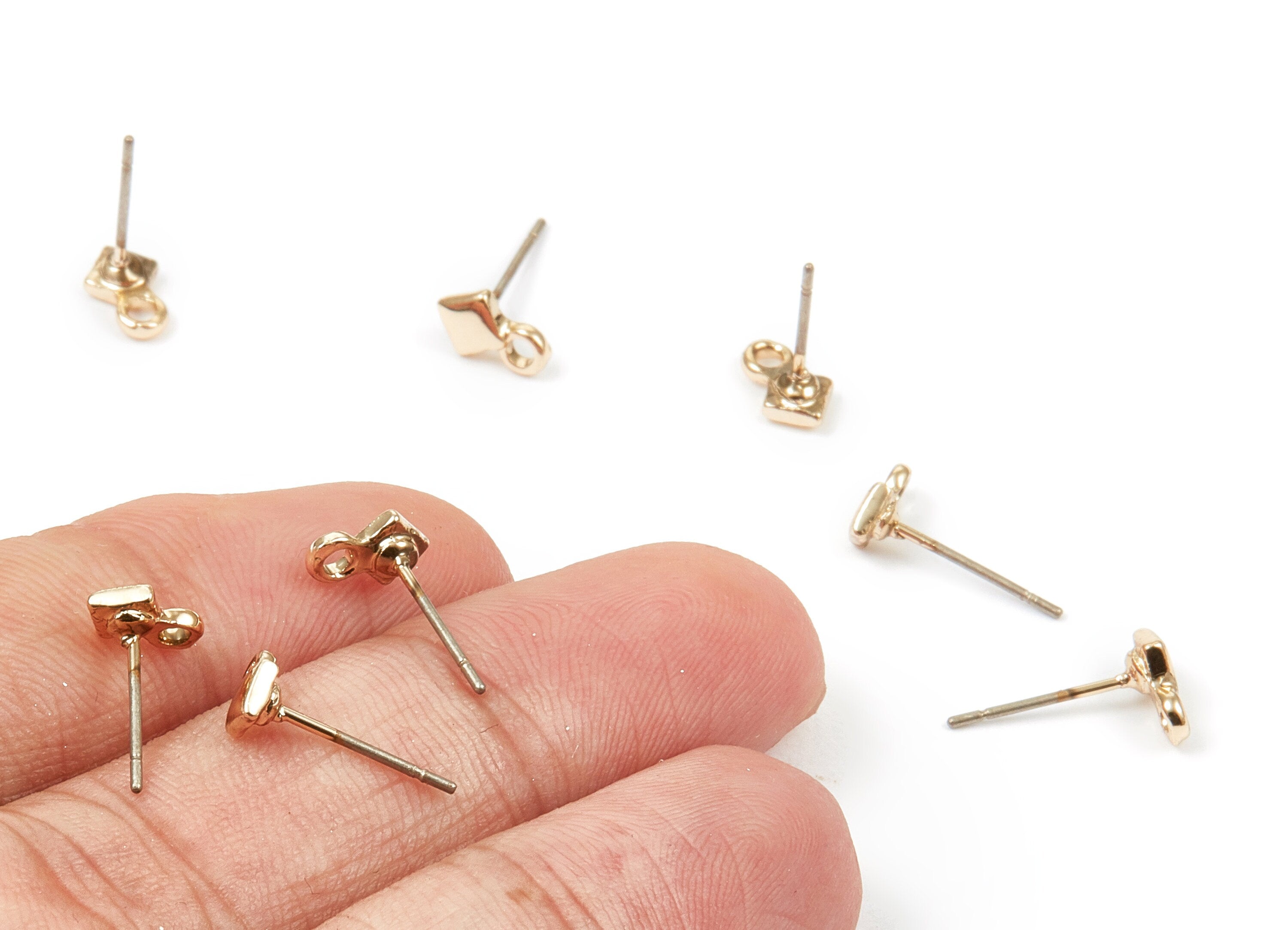 Alloy Square Earring Stud - Zinc Alloy Square Earring Post - Gold Tone Plated - Earring Findings - 13.73x7.72x1.4mm - ZZ1330 - DOMEDBAZAAR