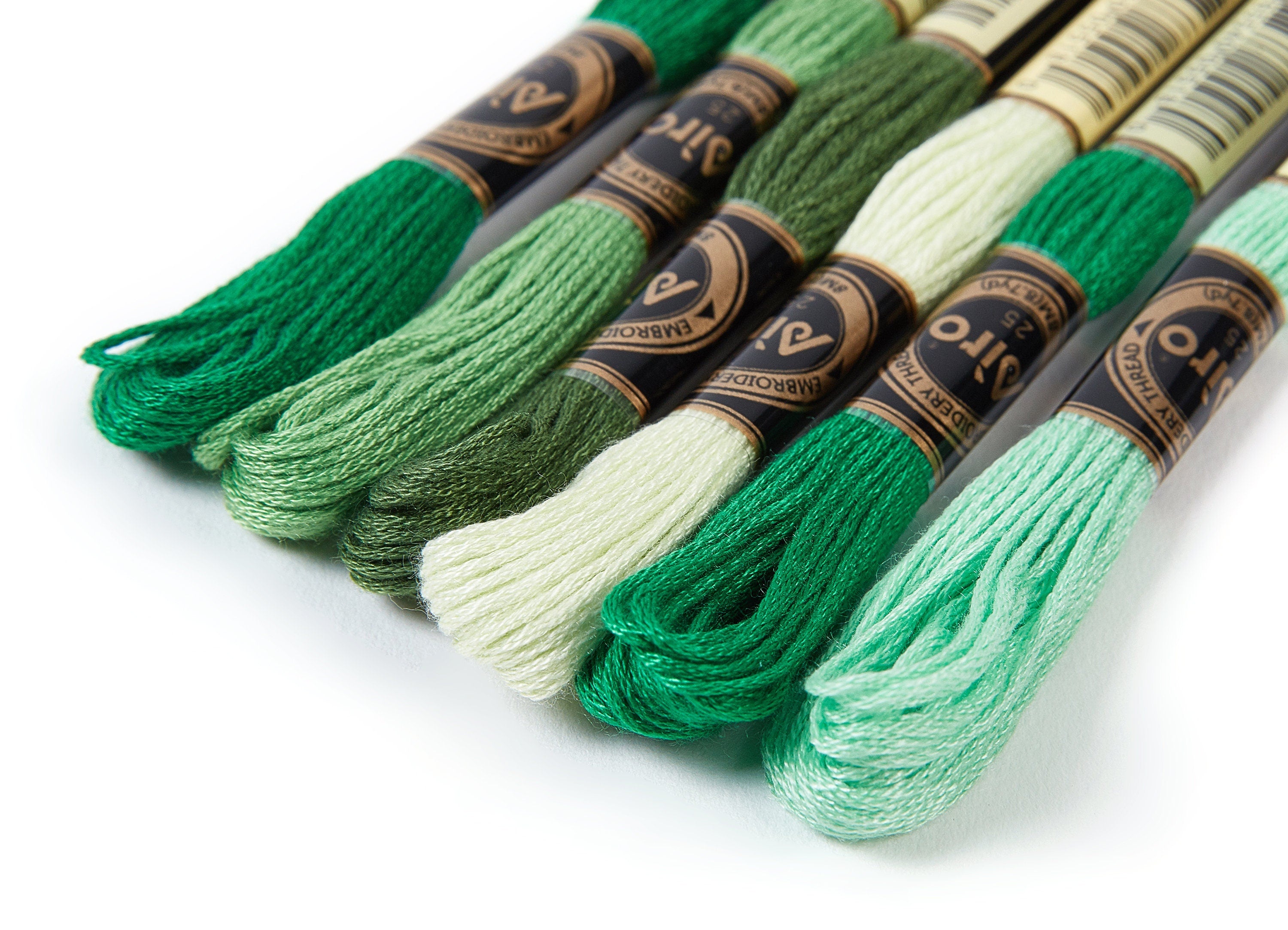 Embroidery Floss Set - 6 Skeins of 8 meters - Embroidery Thread - Cross Stitch Floss - Embroidery Accessories - HM1015 - DOMEDBAZAAR