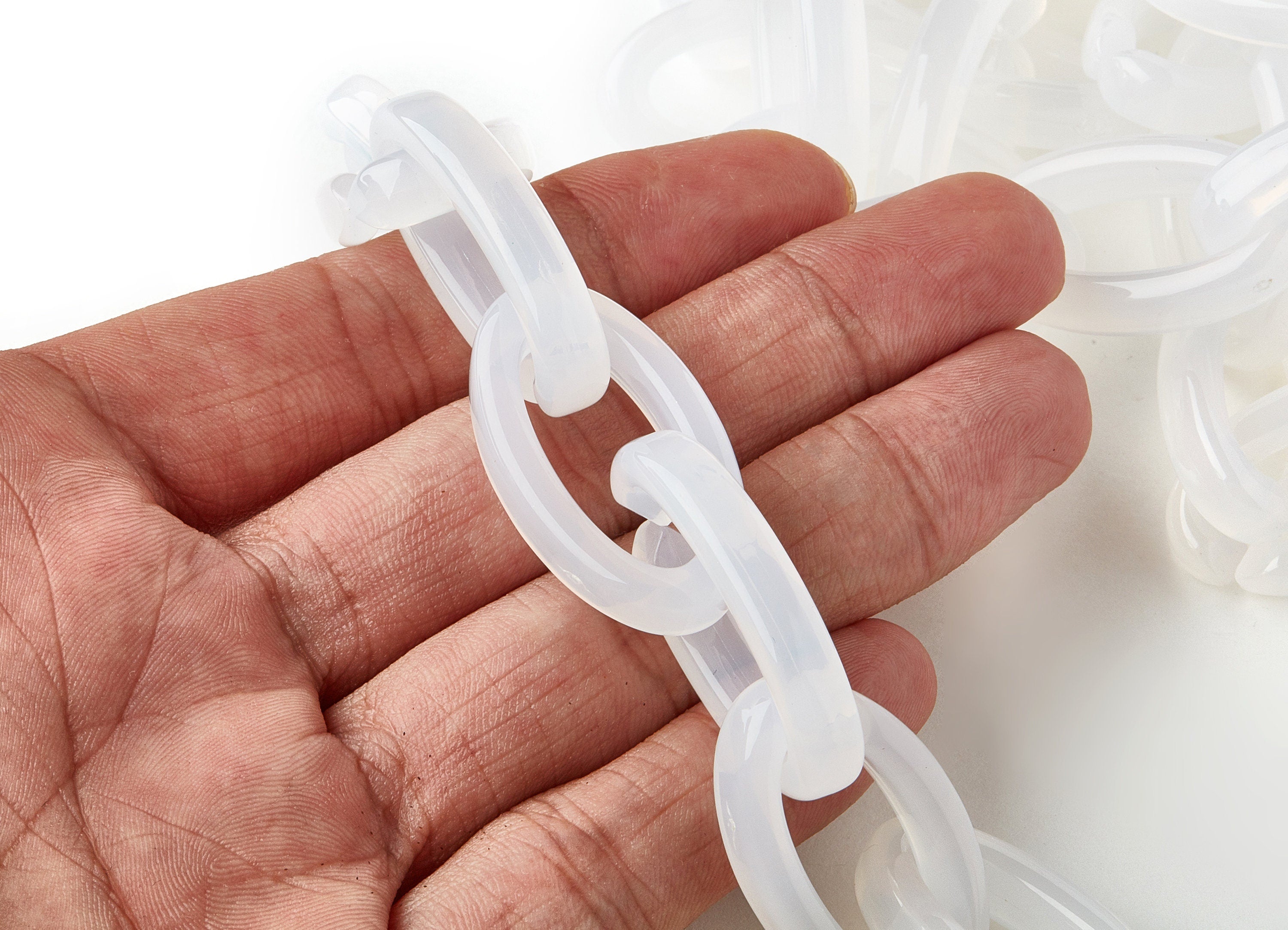 Acrylic Oval Curb Chain - Open Link Curb Chain - 1strand : 100cm - Plastic Curb Chain Links - Necklace Chain - 35.75x20.01x4.76mm - AC1699 - DOMEDBAZAAR