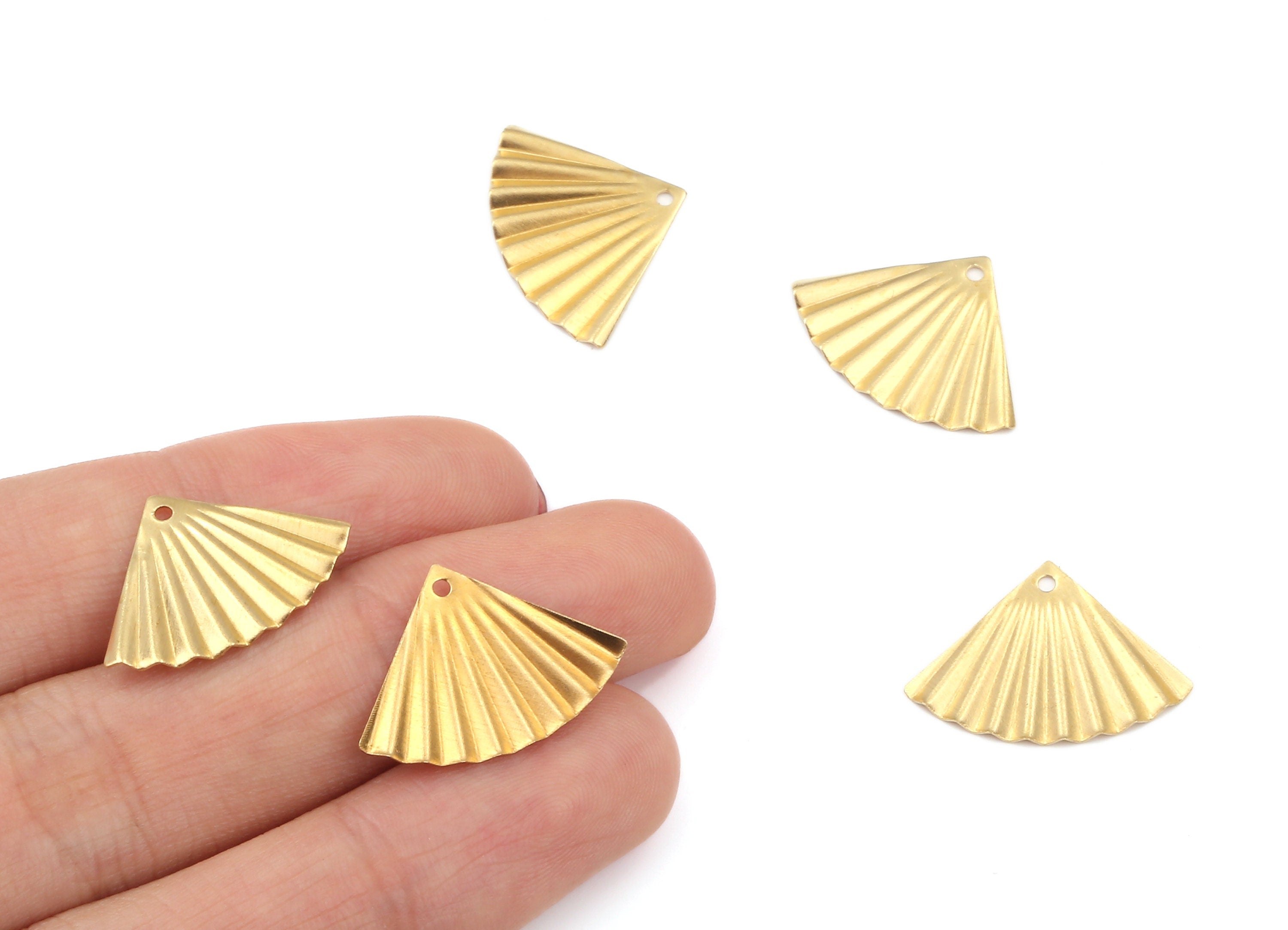 Brass Fan Charms - Raw Brass Fan Earrings and Pendant - Earring Findings - Jewelry Supplies - 19.67x14.04x0.57mm - PP2193 - DOMEDBAZAAR