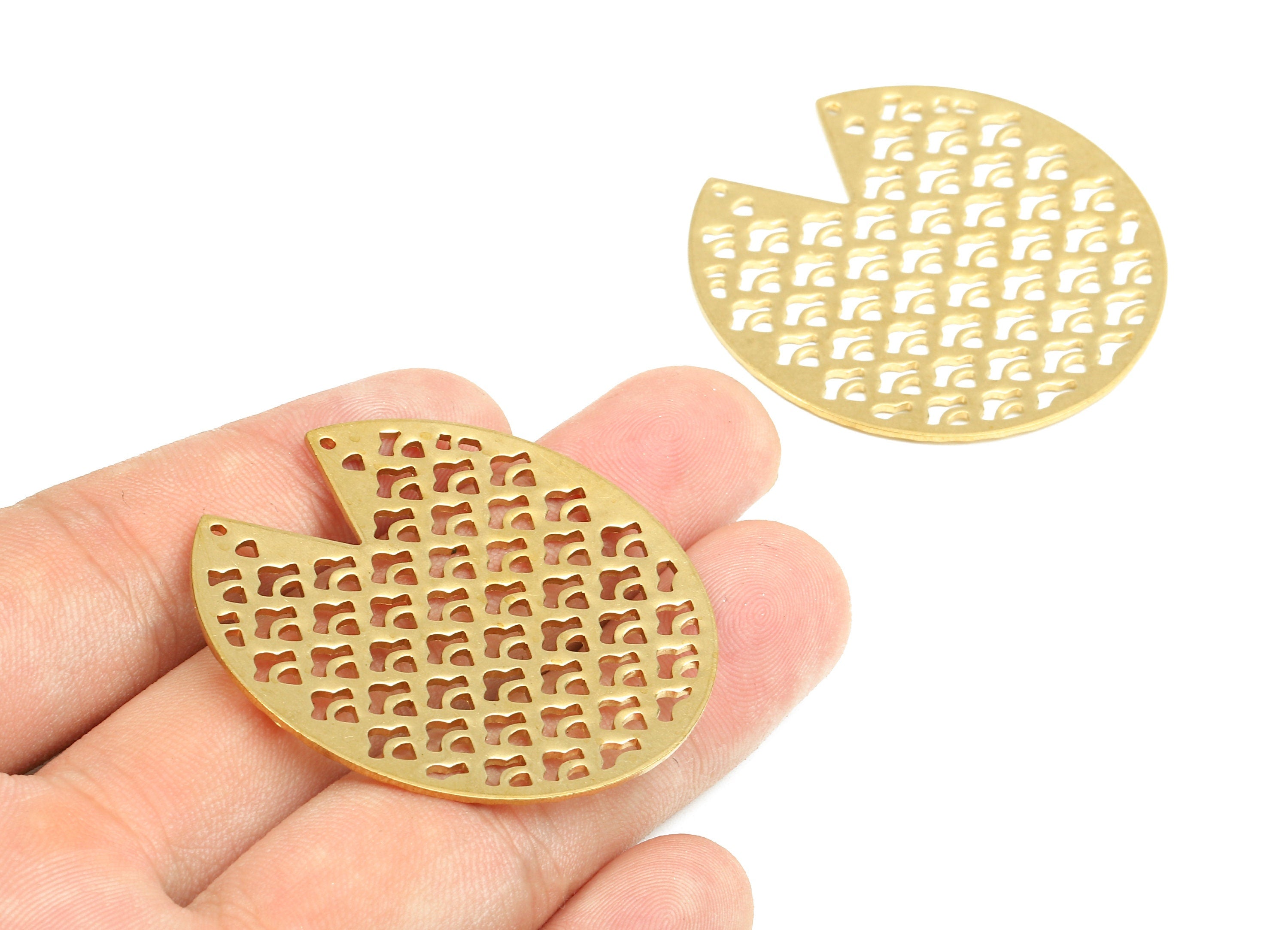 Brass Round Connectors - Raw Brass Hollow Connectors - Brass Hammered Necklace - 2 Holes - Jewelry Supplies - 45.44x45.44x1.2mm - PP2631 - DOMEDBAZAAR