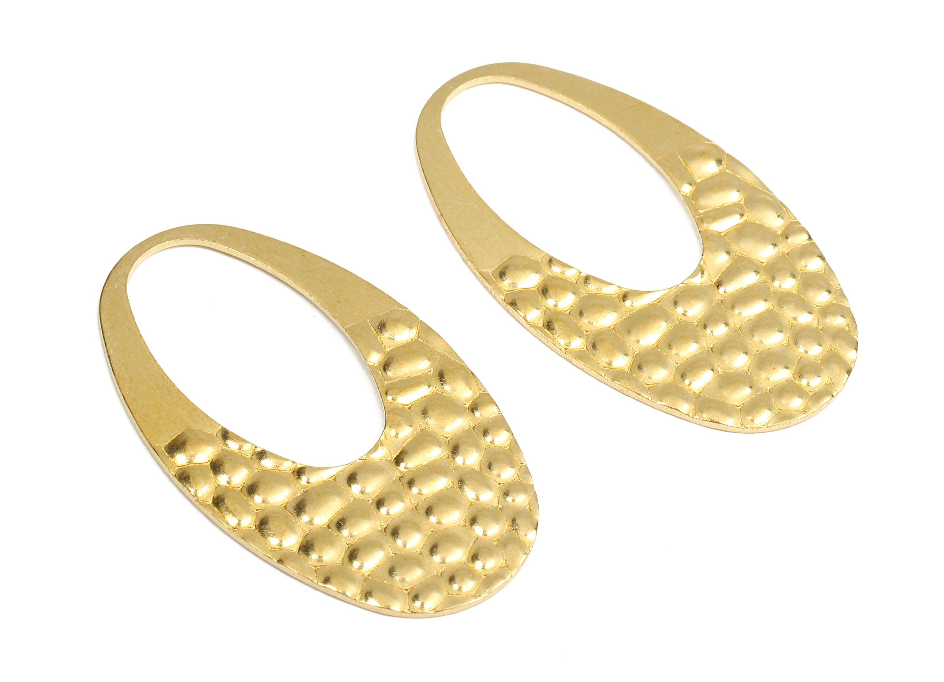 Brass Oval Charms - Raw Brass Wavy Oval Earrings and Pendant - Brass Oval Necklace - Jewelry Supplies - 35x20.15x1.03mm - PP2440 - DOMEDBAZAAR