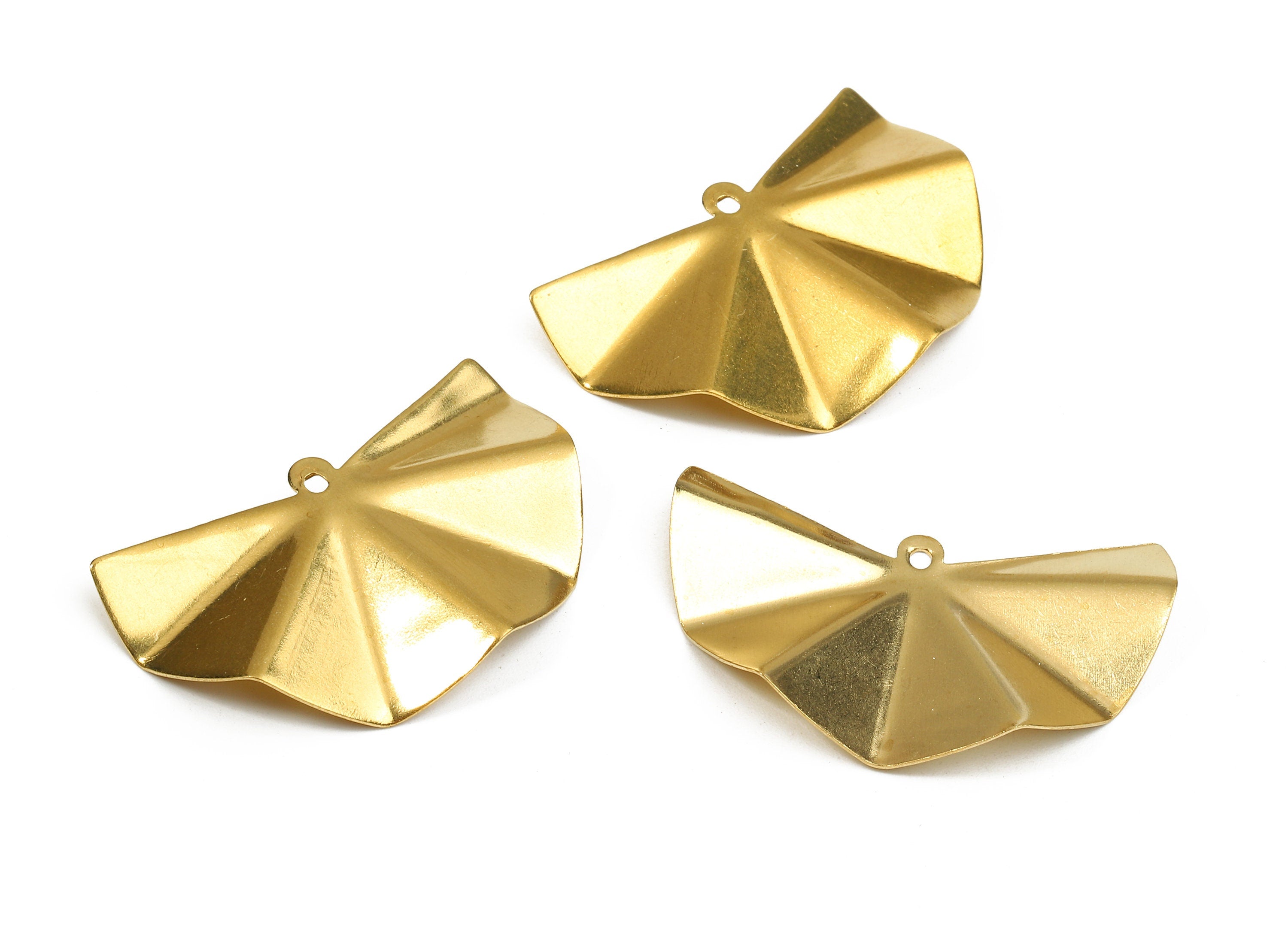 Brass Fan Charms - Raw Brass Wavy Fan Earrings and Pendant - Brass Fan Necklace - Jewelry Supplies - 38.31x22.96x1.45mm - PP2562 - DOMEDBAZAAR