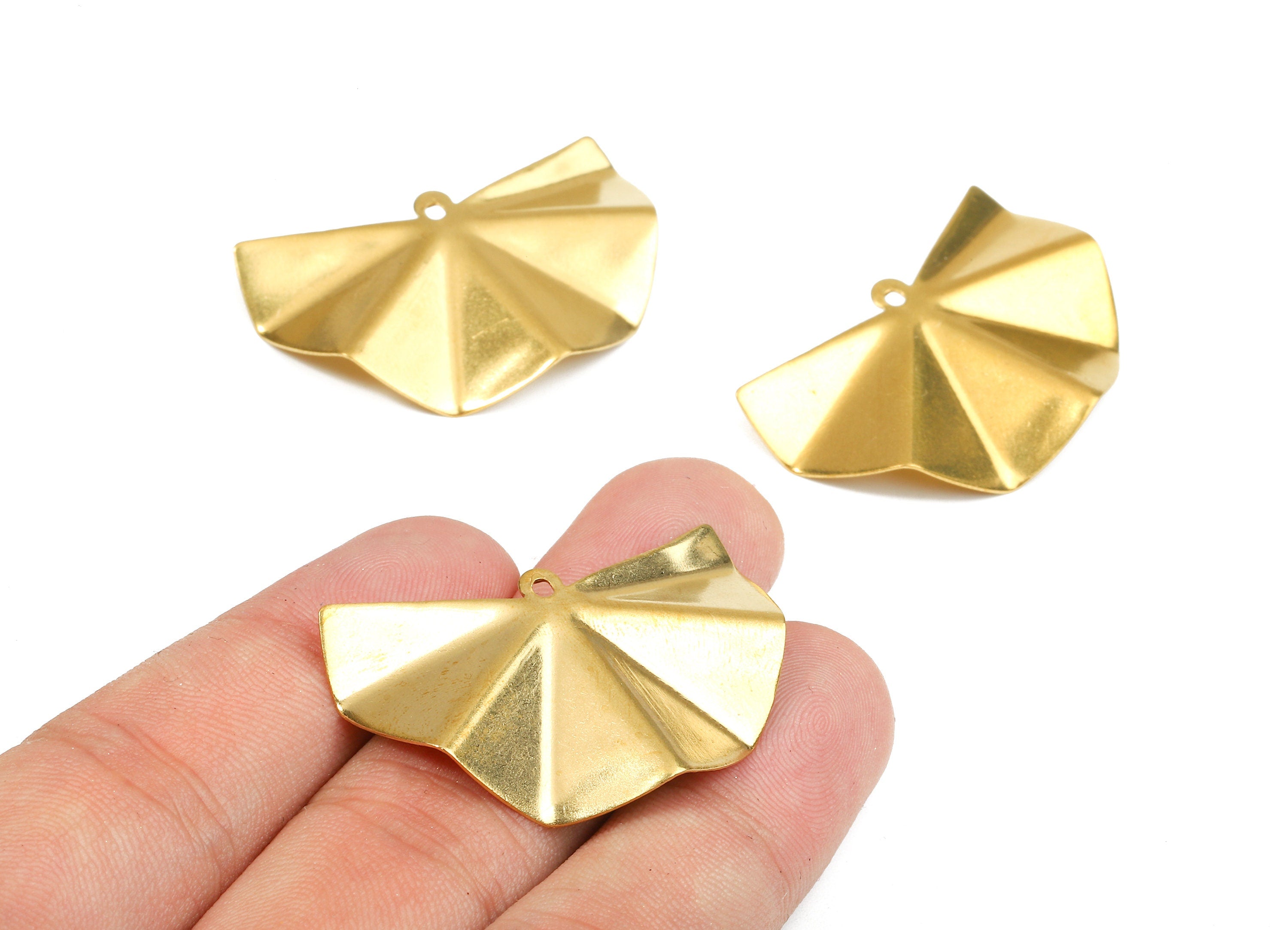 Brass Fan Charms - Raw Brass Wavy Fan Earrings and Pendant - Brass Fan Necklace - Jewelry Supplies - 38.31x22.96x1.45mm - PP2562 - DOMEDBAZAAR