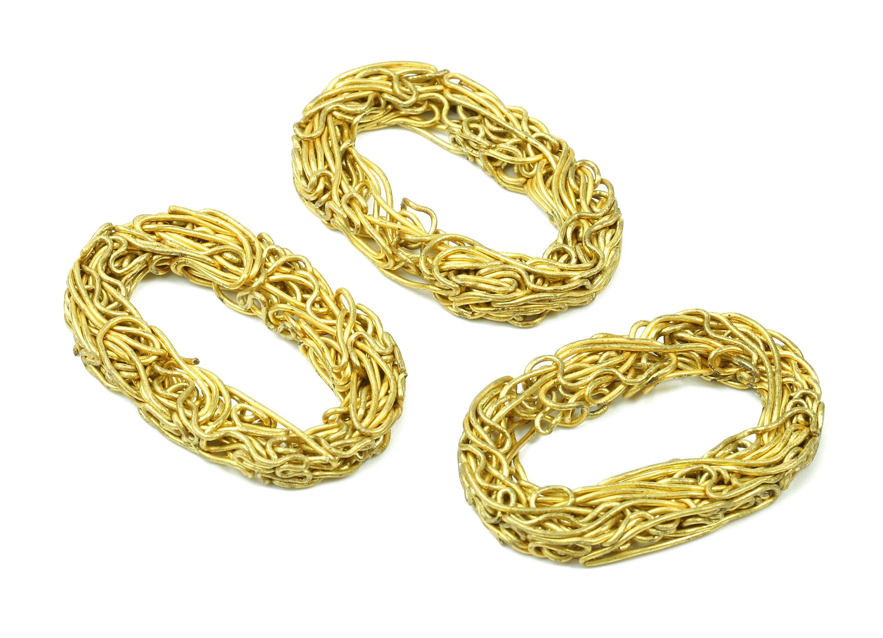 Brass O letter Pendant - Raw Brass Hammered Wire Letter O Alphabets Charms  - Jewelry Supplies - 27.93x18.16x3.33mm - PP2933 - DOMEDBAZAAR