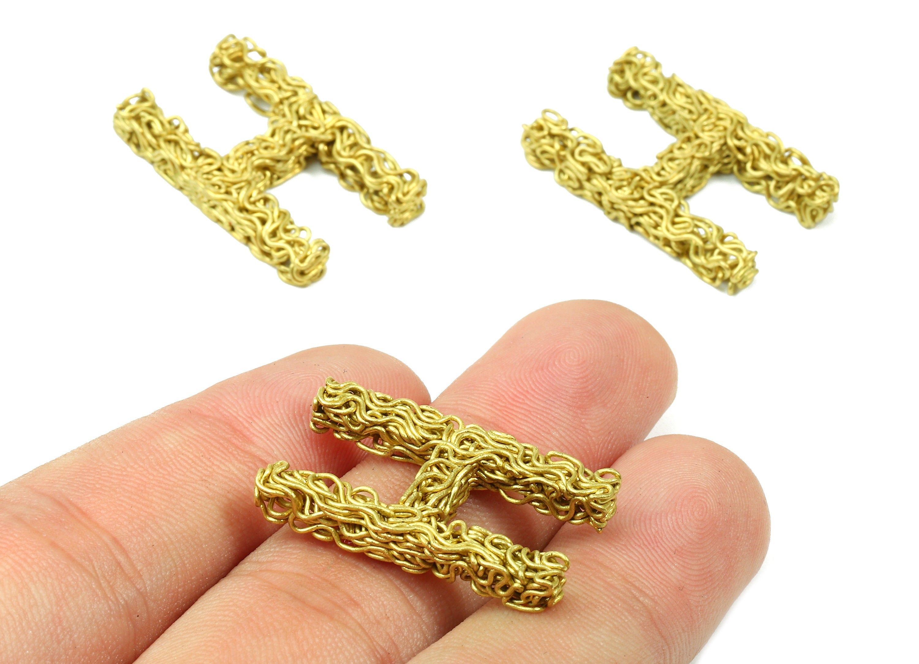 Brass H letter Pendant - Raw Brass Hammered Wire Letter H Alphabets Charms - Jewelry Supplies - 27.99x17.02x4.33mm - PP2926 - DOMEDBAZAAR