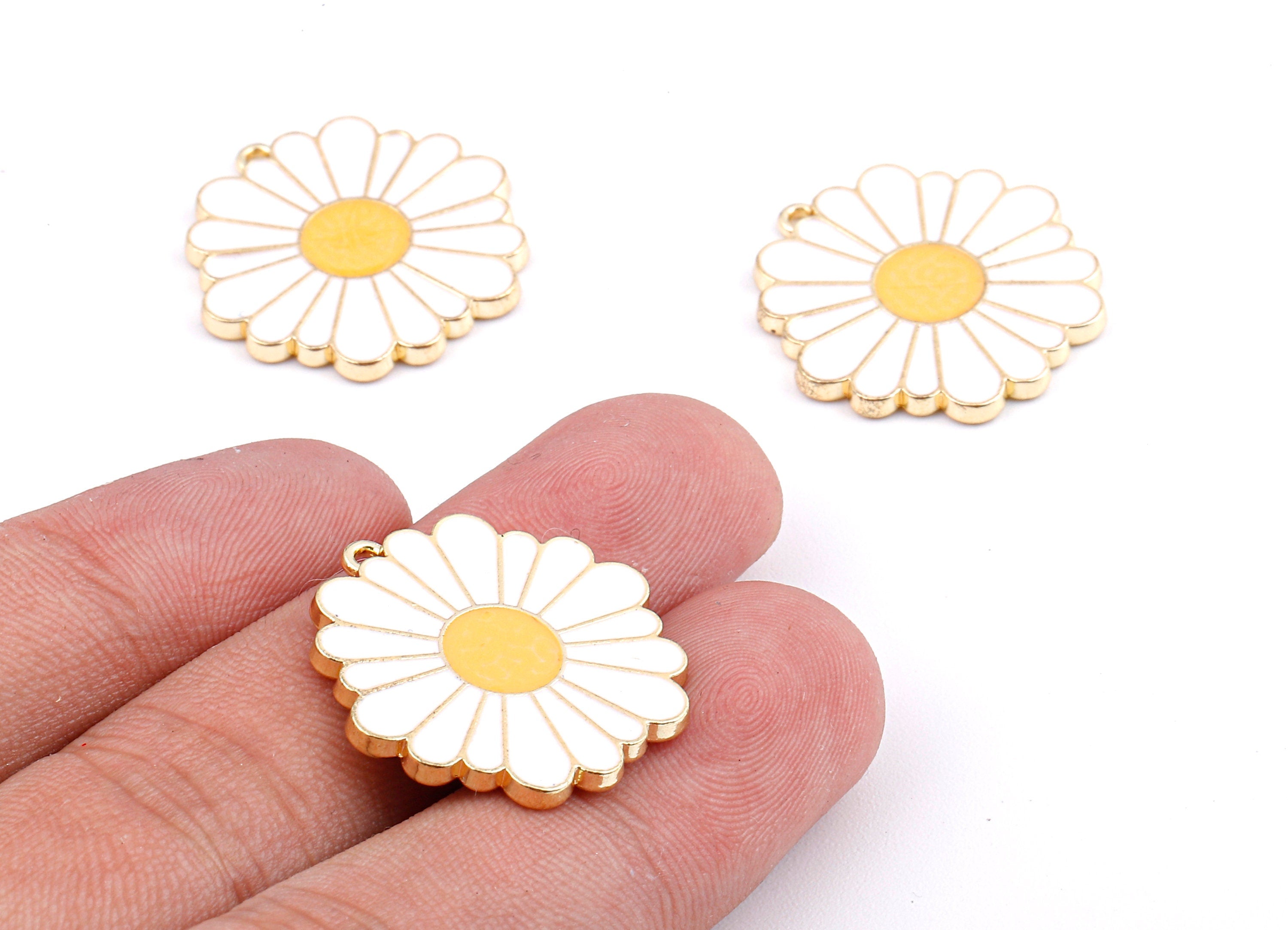 Alloy Daisy Charms - Zinc Alloy Daisy Earrings - Daisy Enamel Pendant - Necklace Pendant - 24.89x23.6x1.94mm - ZZ1402B - DOMEDBAZAAR