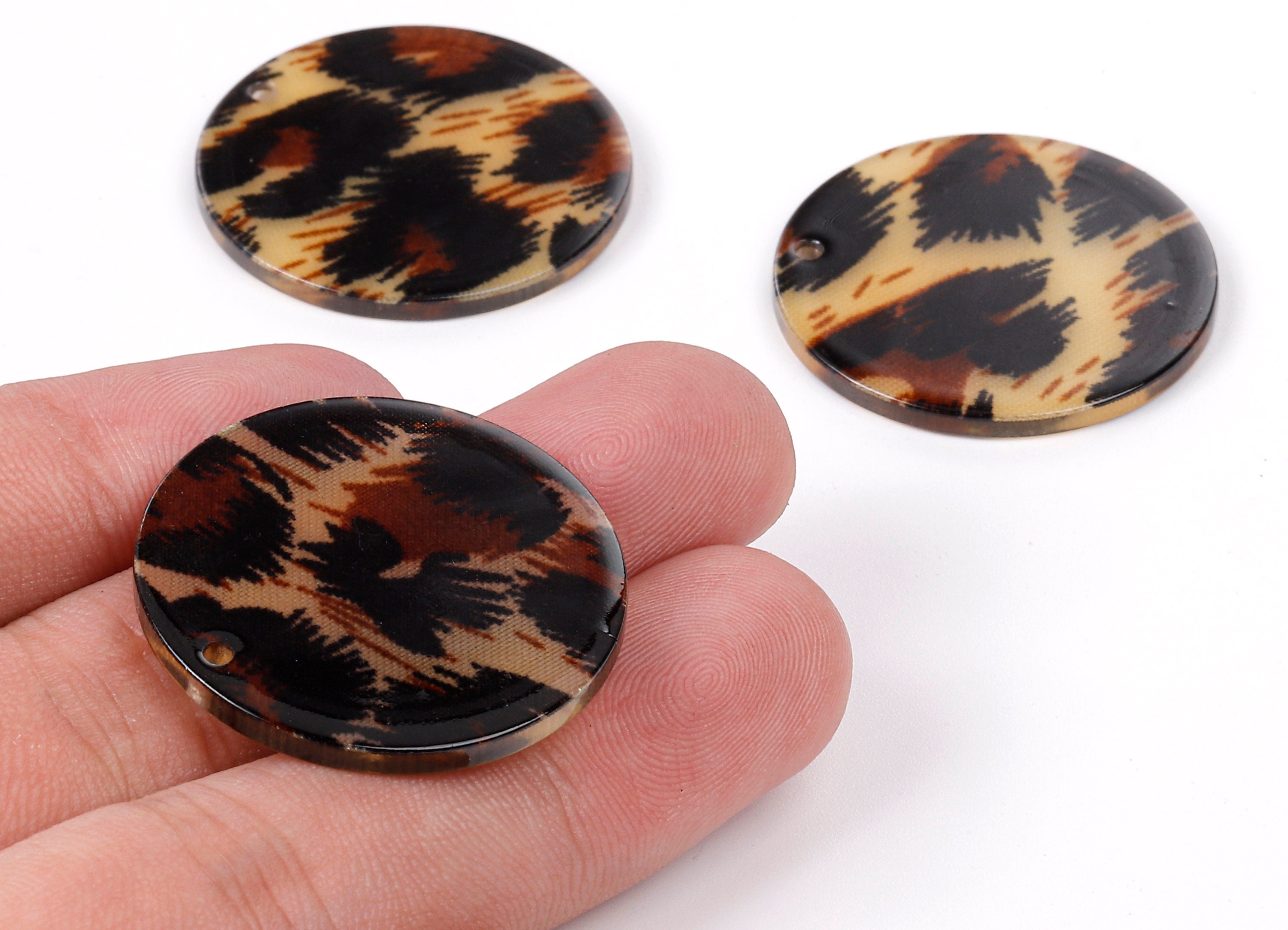 Acrylic Round Charms - Round Earring and Pendant - Earring Findings - Jewelry Supplies - Color Code: A129 - 30.77x30.77x2.11mm - AC1427-A129 - DOMEDBAZAAR