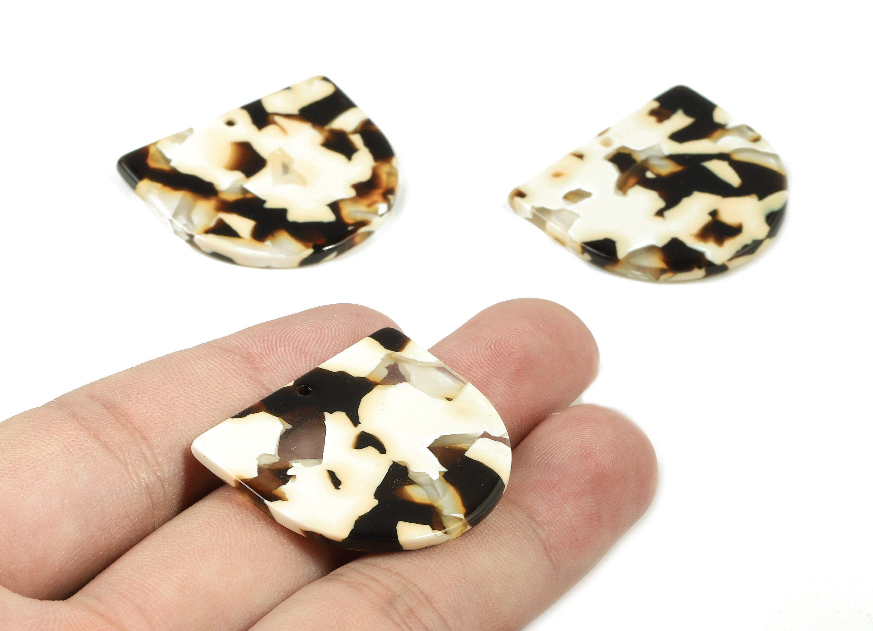 Acetate D Charms - D Earrings and Pendant - 1 Hole - Earring Findings - Jewelry Supplies - Color Code:A257 - 29.19x33.36x2.6mm - AC1094-A257 - DOMEDBAZAAR