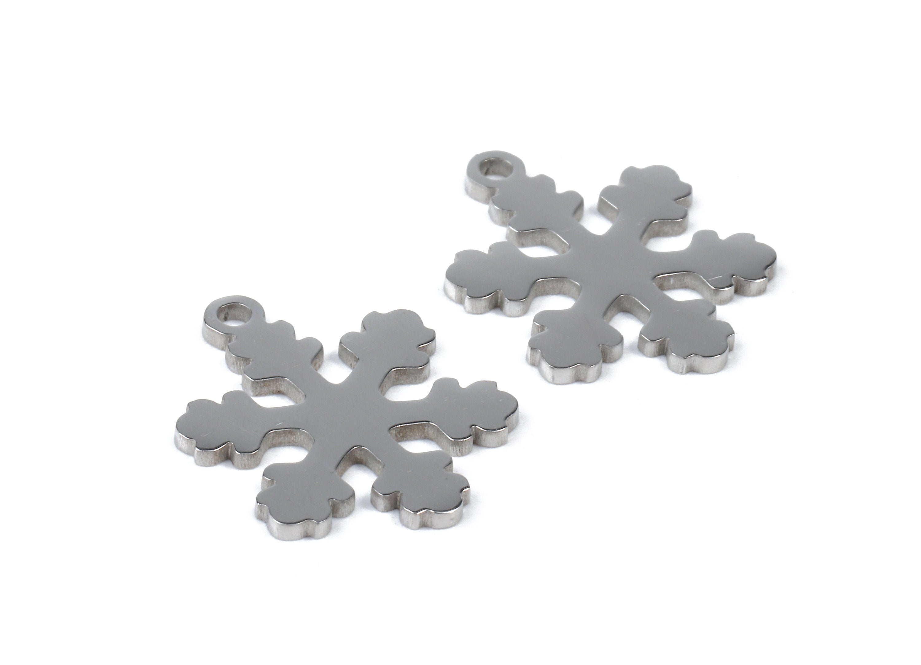 Stainless Steel Snowflake Charms - Snowflake Earrings and Pendant - Bracelet Pendant - Jewelry Supplies - 17.31x13.59x0.94mm - SS1020 - DOMEDBAZAAR