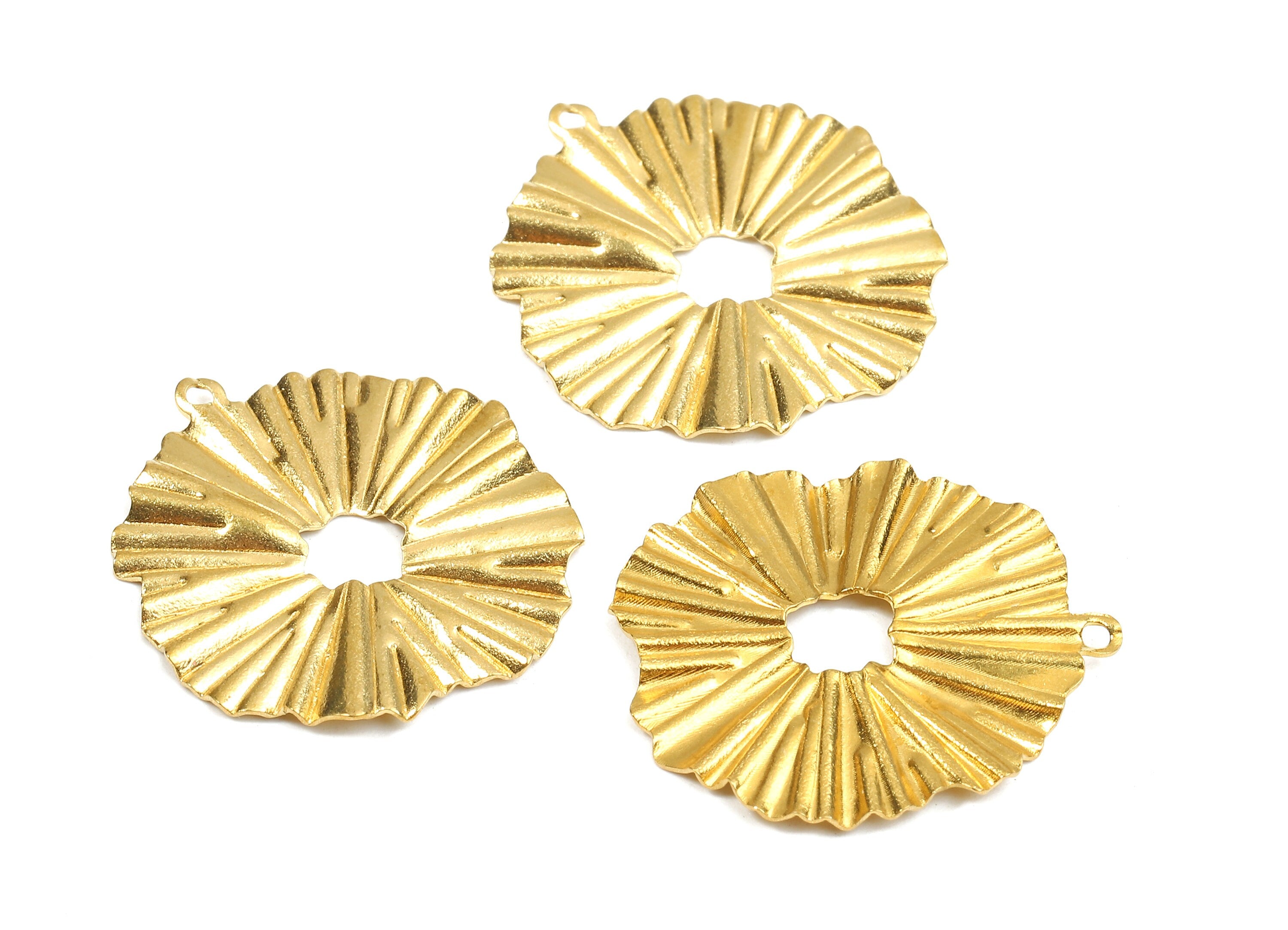 Brass Wavy Charms - Raw Brass Wavy Earrings and Pendant - Earring Findings - Jewelry Supplies - 24.9x22.71x1.68mm - PP2652 - DOMEDBAZAAR