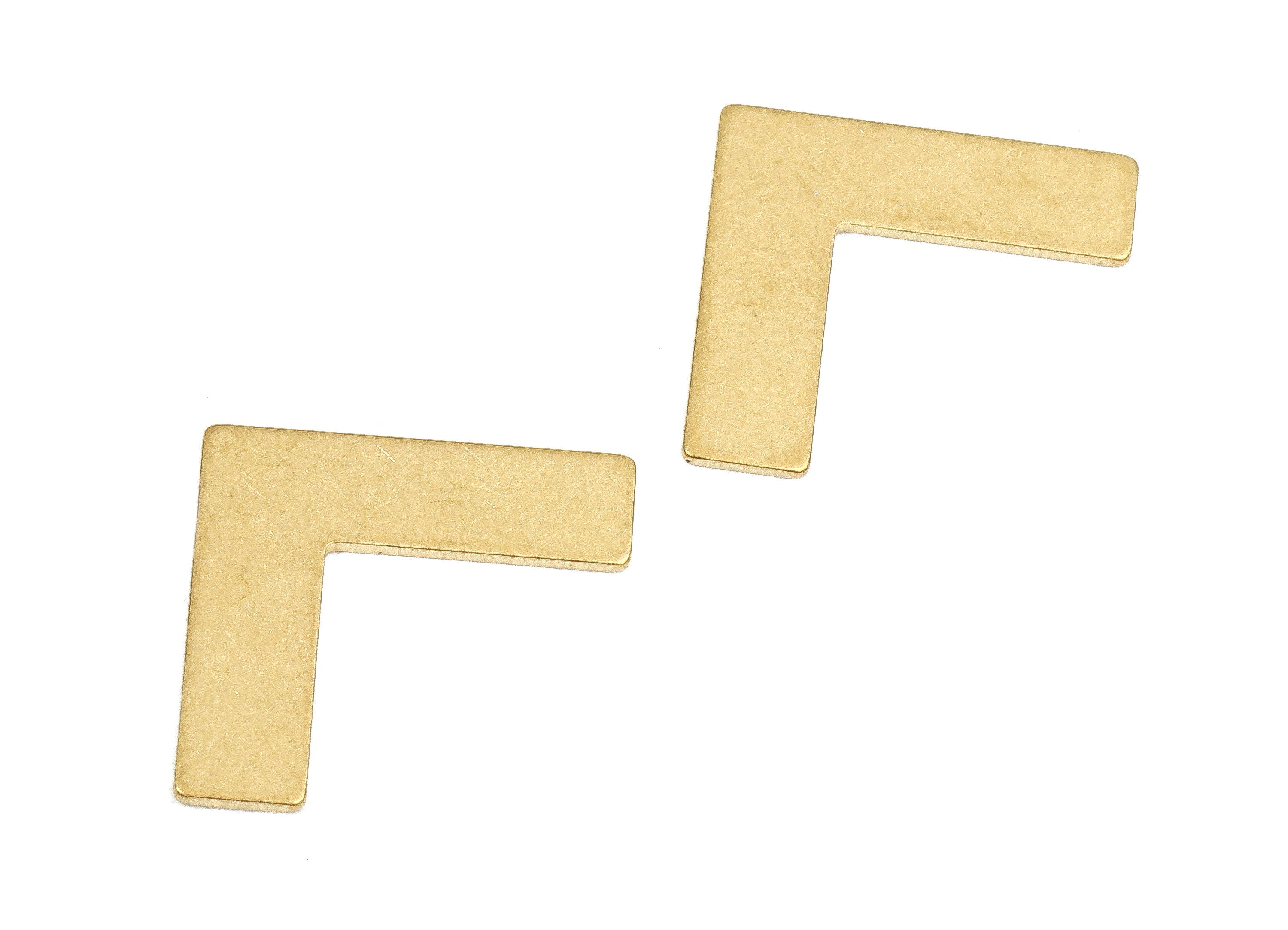 Brass V Blank - Raw Brass V Blank - Brass V Tag - Brass Stamping Tag - Brass Blank Findings - 19.43x12.52x0.61mm - PP2518 - DOMEDBAZAAR