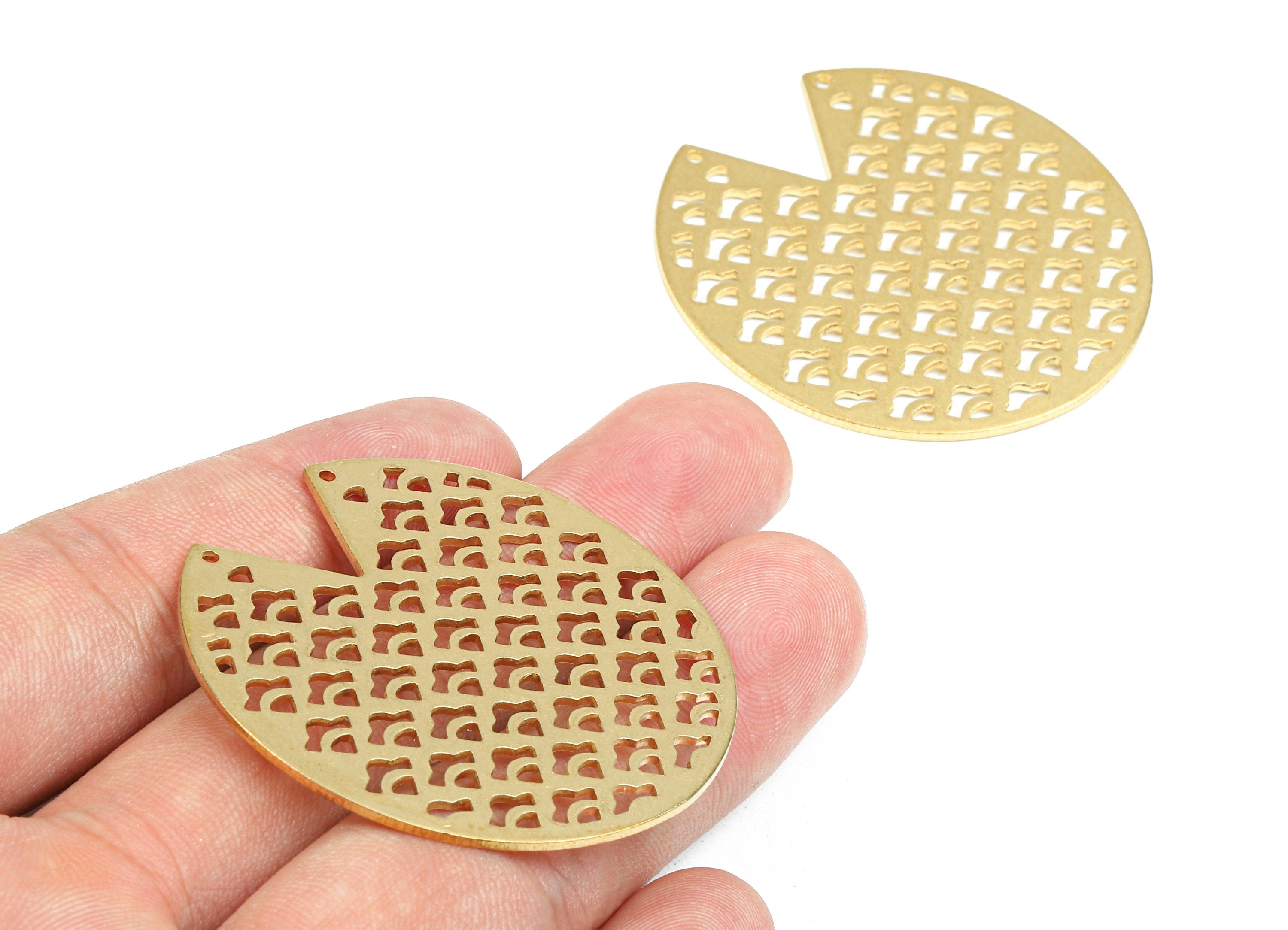 Brass Round Connectors - Raw Brass Hollow Connectors - Brass Geometric Necklace - 2 Holes - Jewelry Supplies - 45.44x45.44x1.36mm - PP2630 - DOMEDBAZAAR