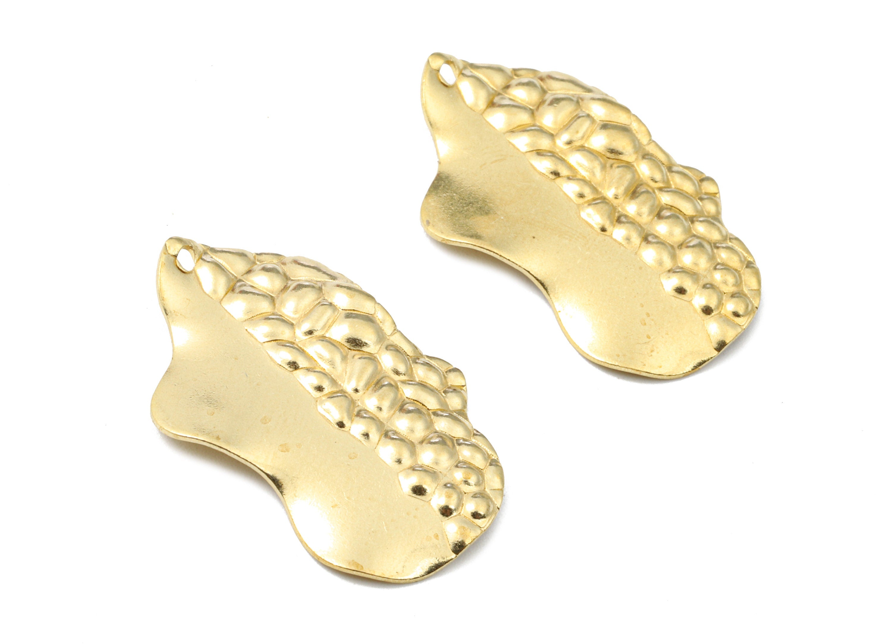Brass Wavy Charms - Raw Brass Wavy Earrings and Pendant - Brass Wavy Necklace - Jewelry Supplies - 28.89x18.92x1.53mm - PP2569 - DOMEDBAZAAR