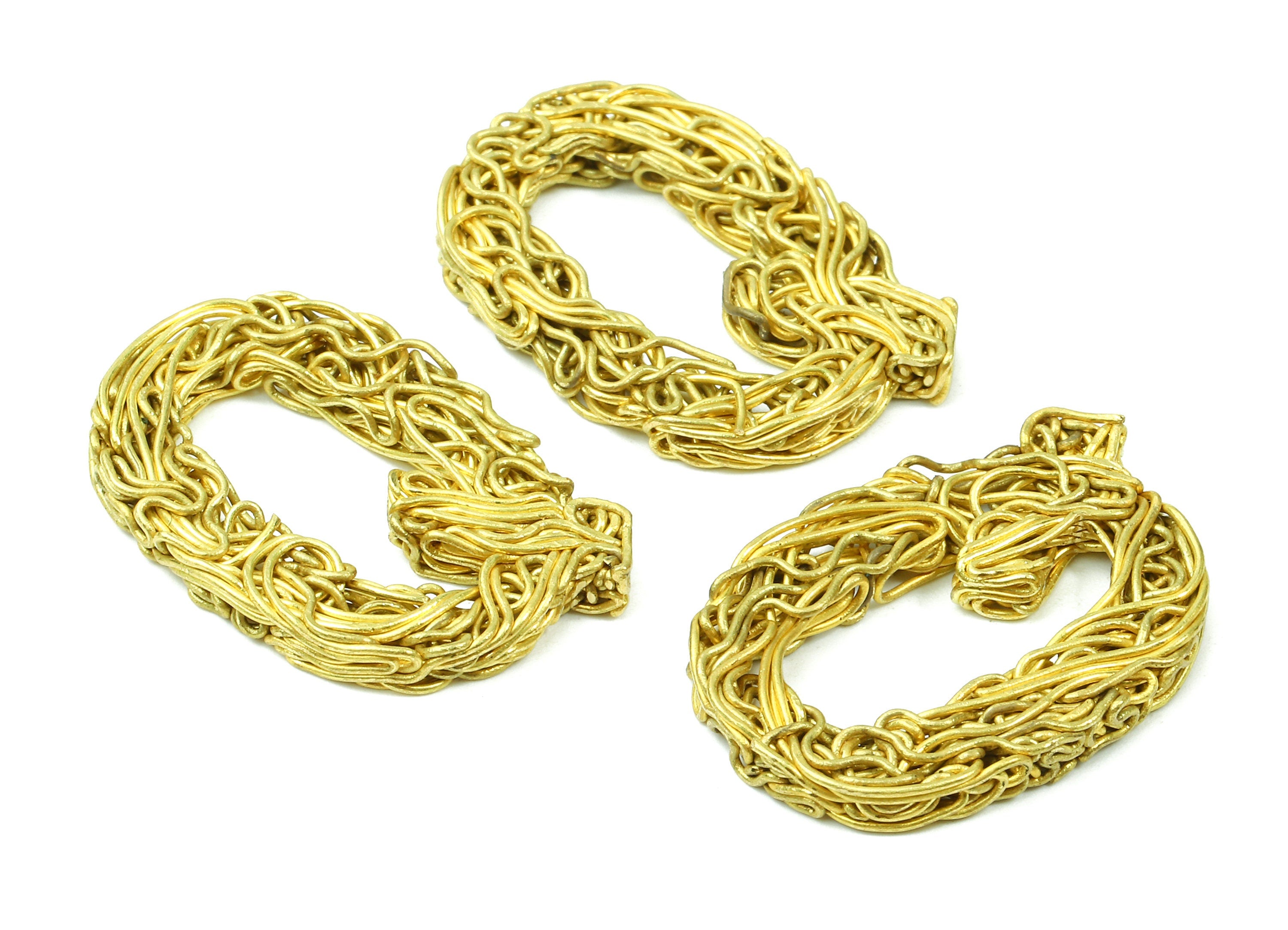 Brass Q letter Pendant - Raw Brass Hammered Wire Letter Q Alphabets Charms  - Jewelry Supplies - 26.2x18.88x3.59mm - PP2935 - DOMEDBAZAAR