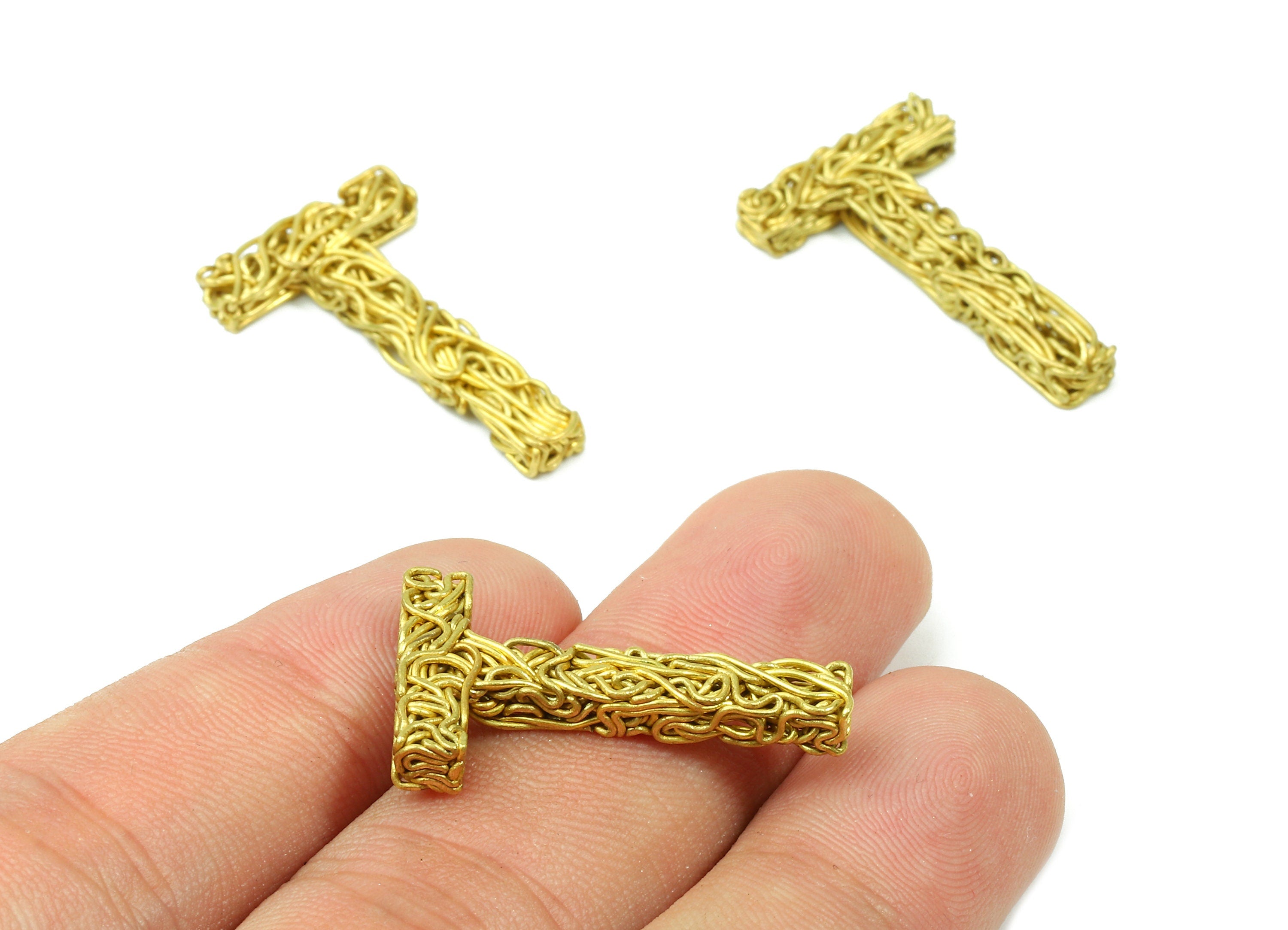 Brass T letter Pendant - Raw Brass Hammered Wire Letter T Alphabets Charms  - Jewelry Supplies - 27.72x17.75x3.01mm - PP2938 - DOMEDBAZAAR