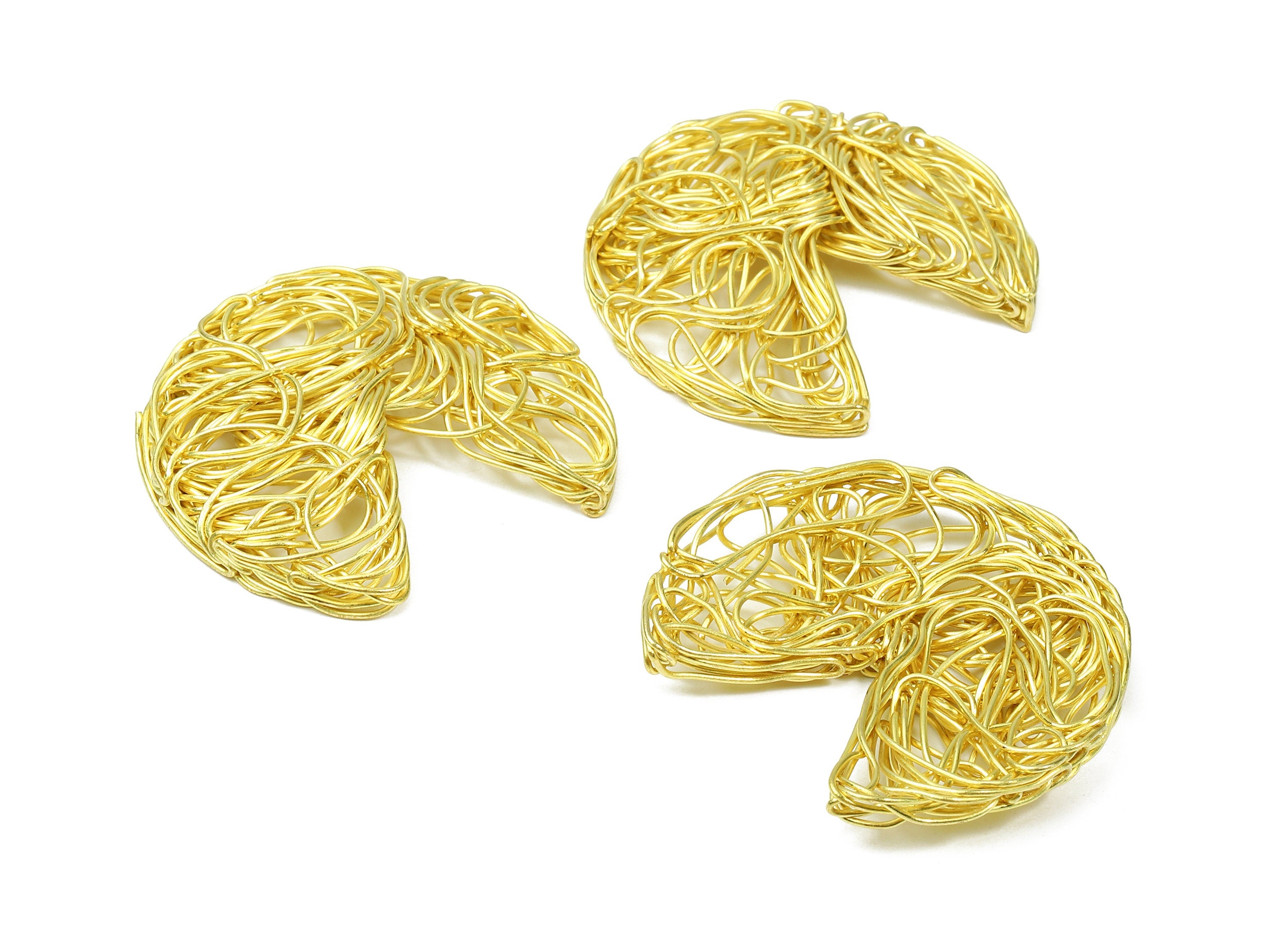 Brass Pizza Charms - Raw Brass Pizza Hammered Earring Wires Pendant - Earring Findings - Jewelry Supplies - 46.6x46.6x4.79mm - PP2908 - DOMEDBAZAAR