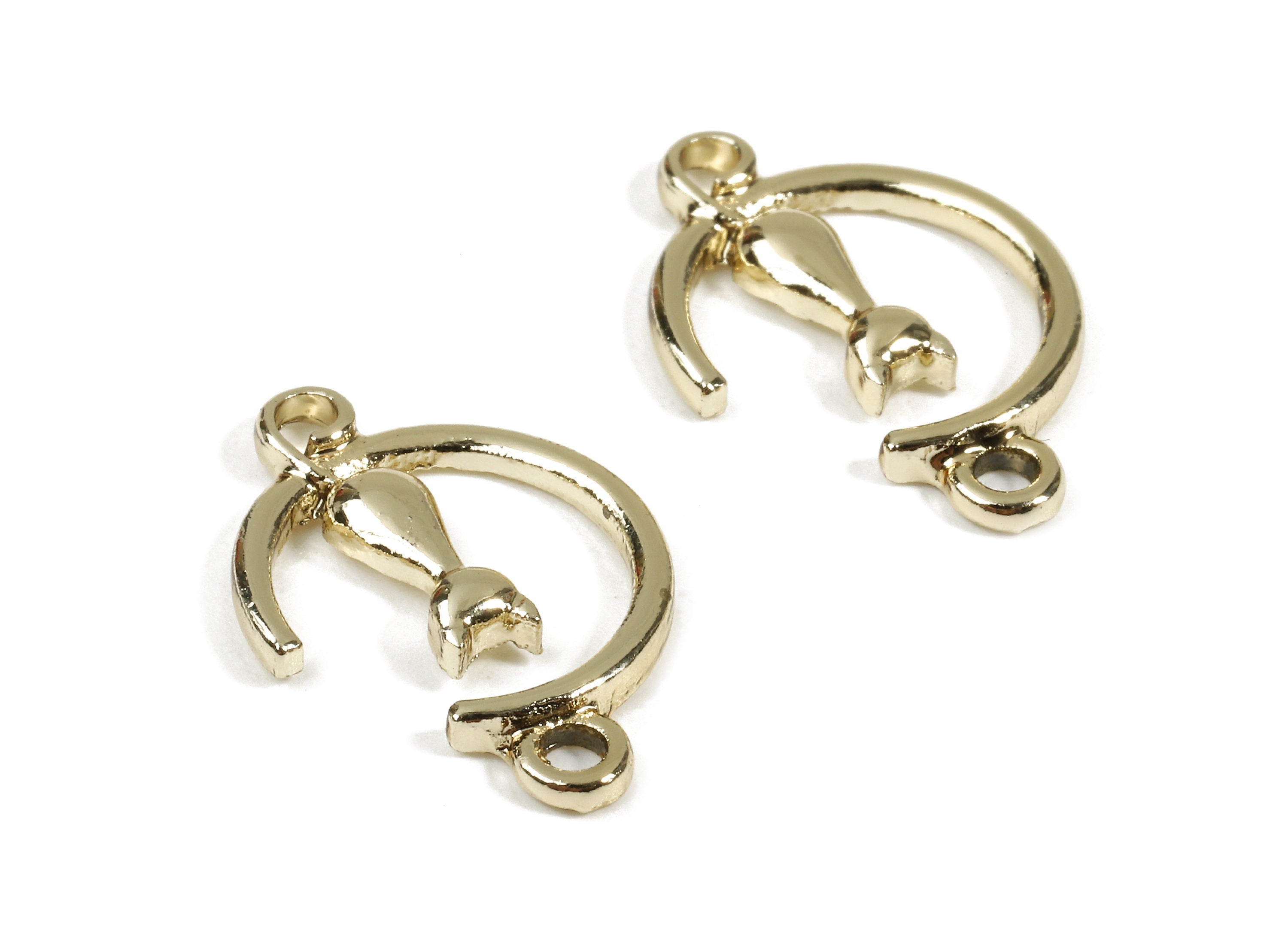 Alloy Cat Charms - Zinc Alloy Cat Earrings and Pendant - Gold Tone Plated - Earring Findings - 20.07x13.43x2.35mm - ZZ1532 - DOMEDBAZAAR