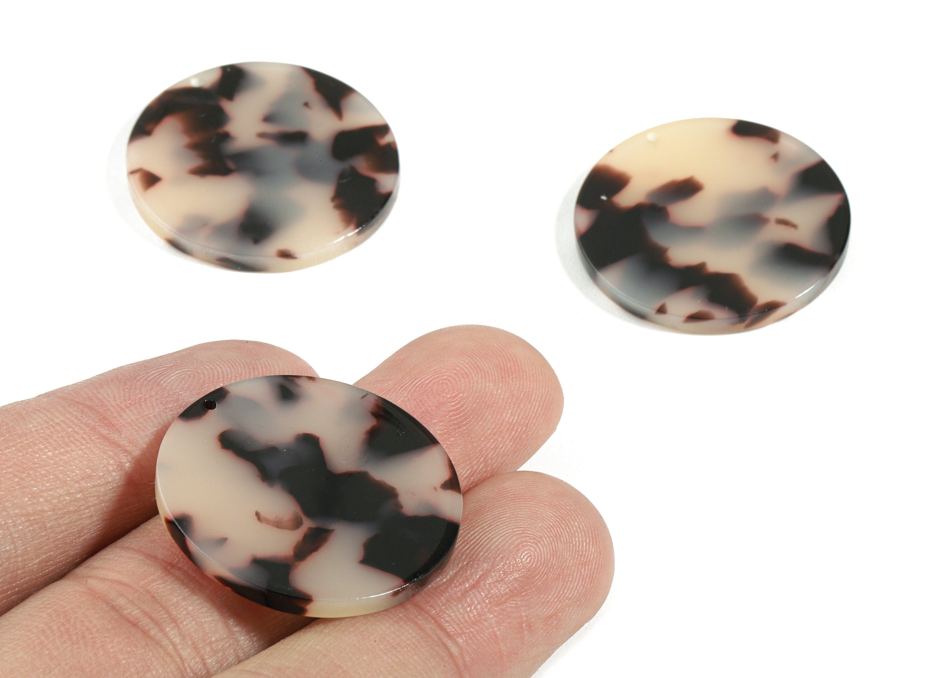 Acetate Coin Charms - Blonde Tortoise Shell Earrings - Circle Earrings and Pendant - Color Code: A07 - 27.38x27.38x2.62mm - AC1801-A07 - DOMEDBAZAAR
