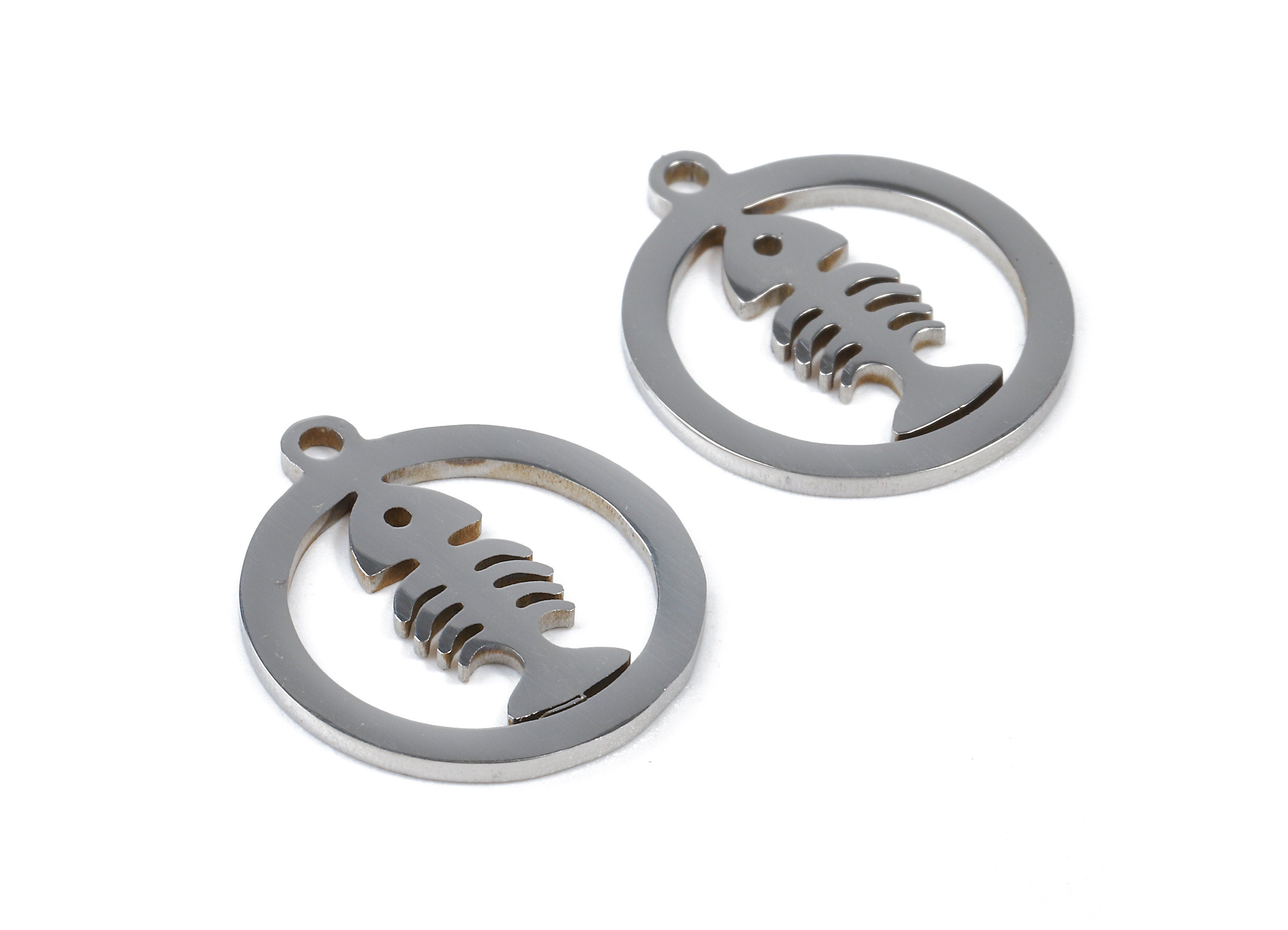 Stainless Steel Fish Charms - Fish in Circle - Circle Earrings and Pendant - Bracelet Pendant - 17.51x15.33x0.95mm - SS1023 - DOMEDBAZAAR
