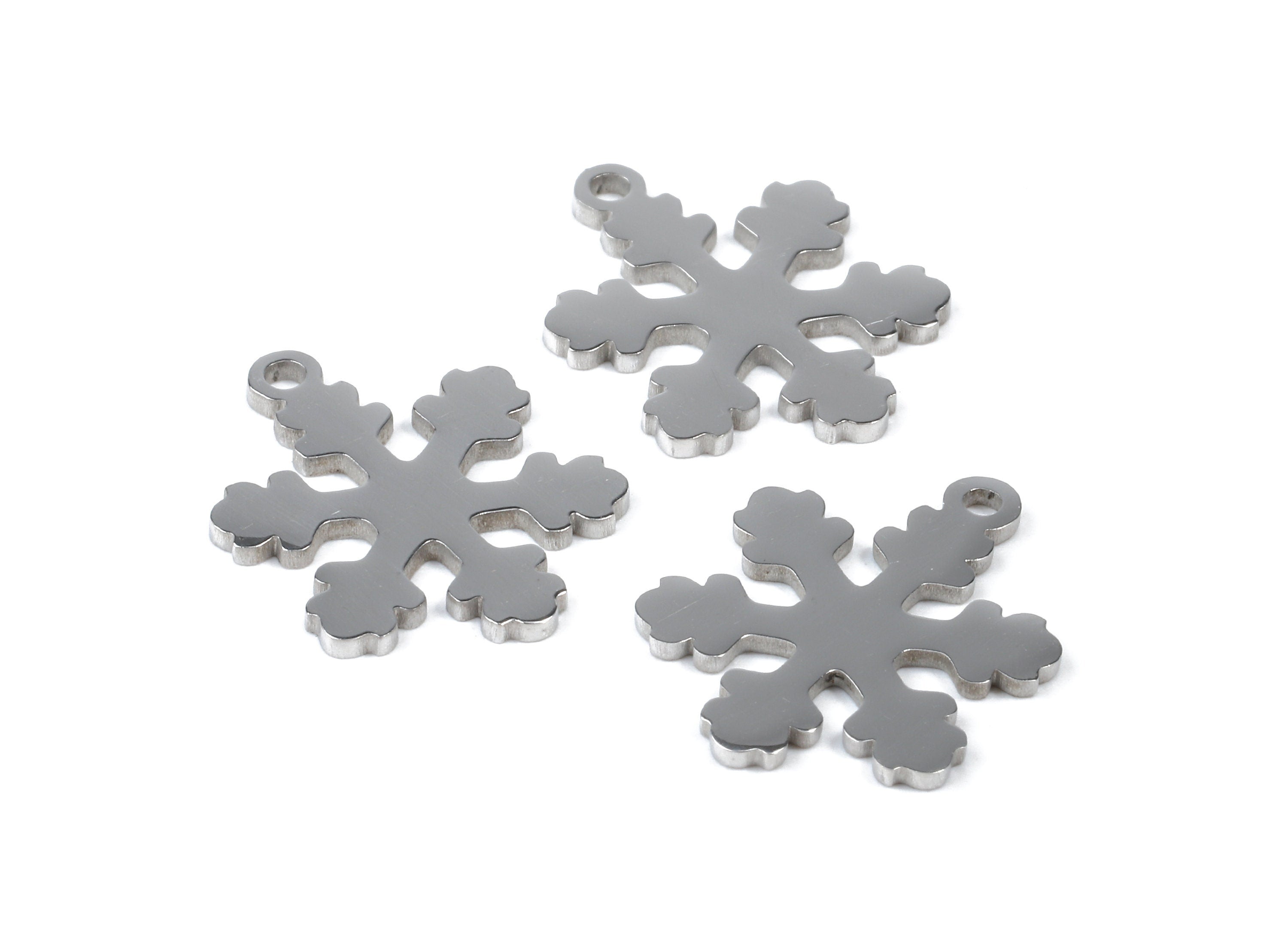 Stainless Steel Snowflake Charms - Snowflake Earrings and Pendant - Bracelet Pendant - Jewelry Supplies - 17.31x13.59x0.94mm - SS1020 - DOMEDBAZAAR