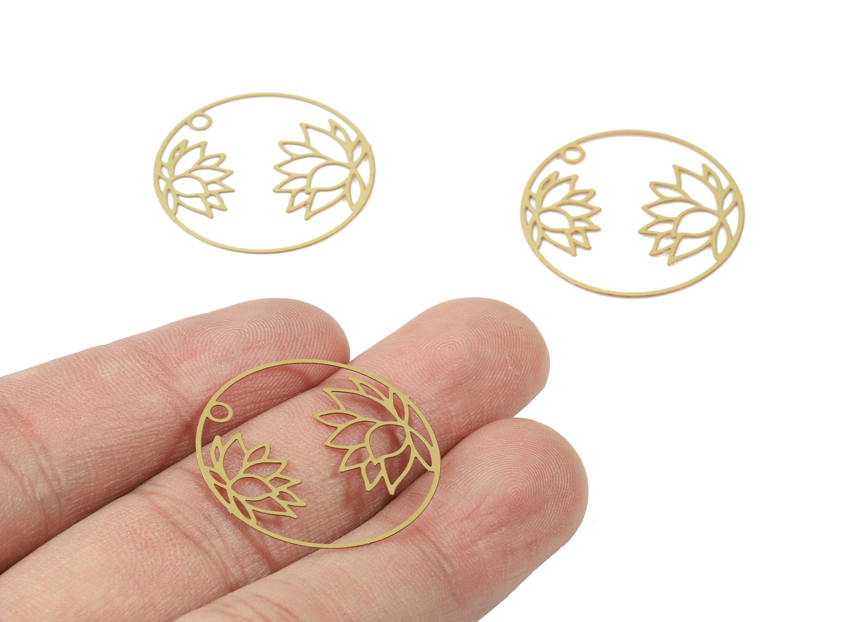 Raw Brass Lotus Earring Charms - Lotus Round Necklace Pendant - Necklace Findings - Jewelry Supplies - 26.7x26.7x0.29mm - JJB5405 - DOMEDBAZAAR