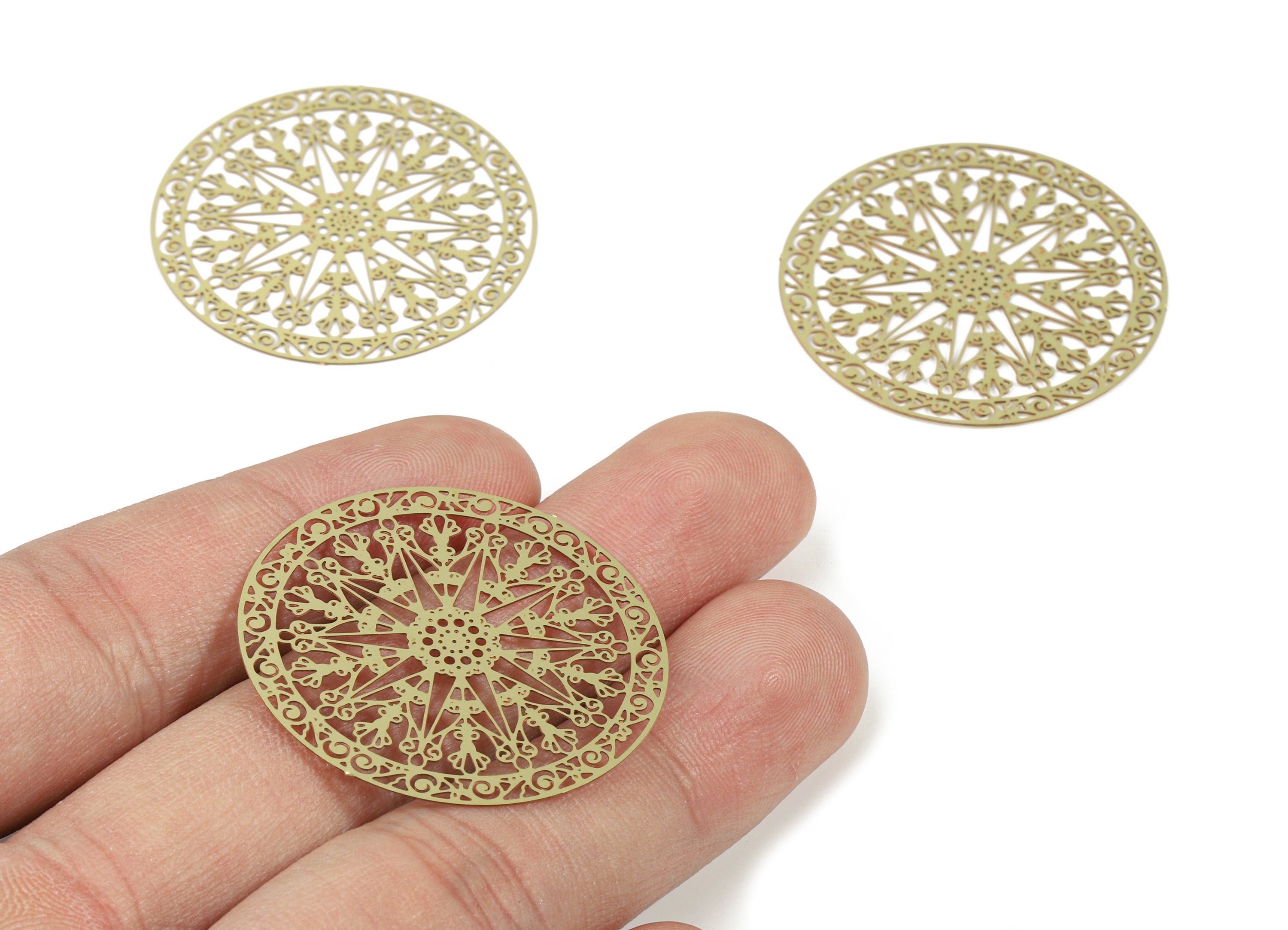 Brass Round Flower Earring Charms - Raw Brass Flower Pendant - Earring Findings - Jewelry Supplies - 35x35x0.3mm - JJB5415 - DOMEDBAZAAR
