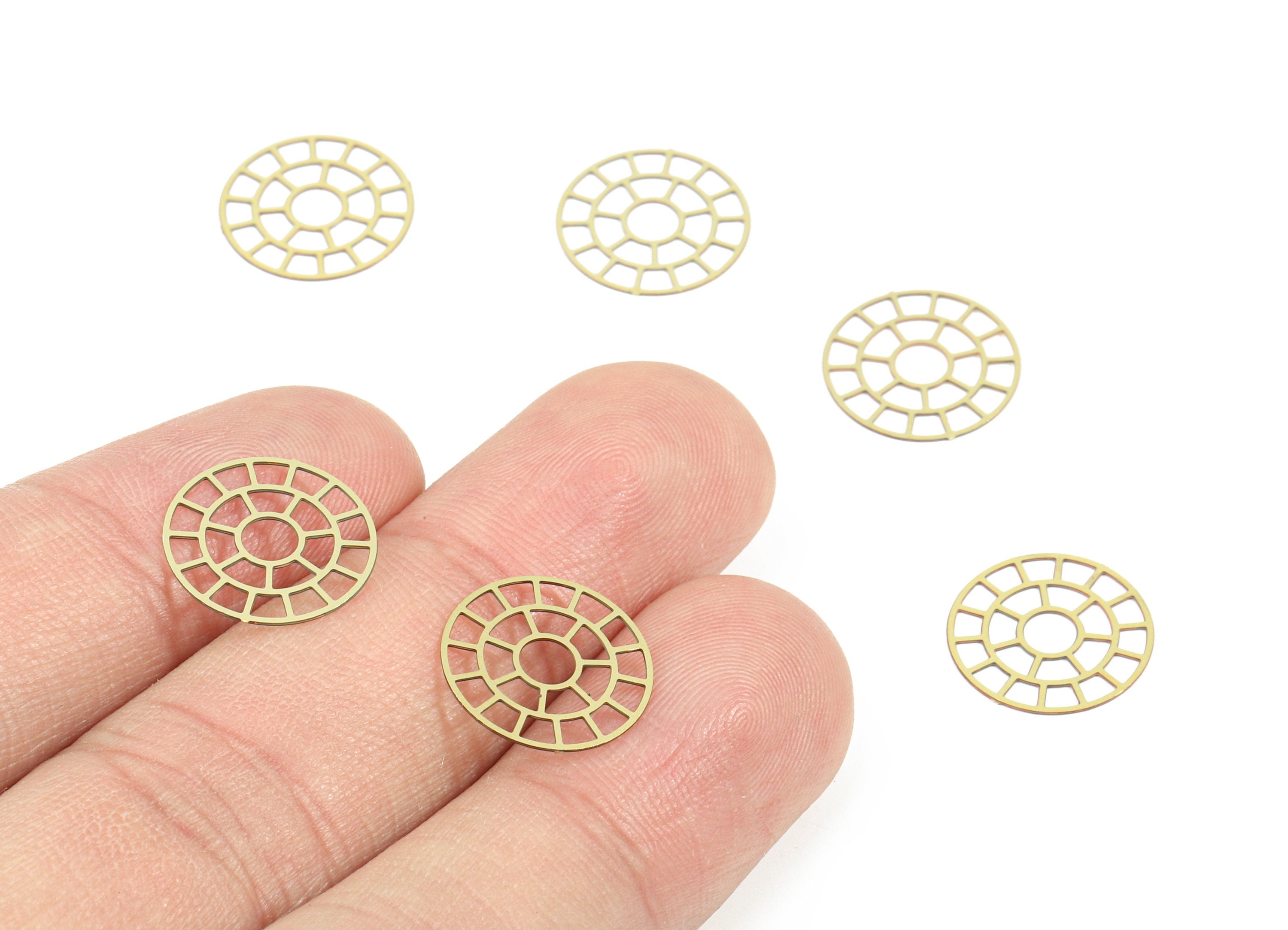 Brass Round Earring Charms - Raw Brass Round Pendant - Earring Findings - Jewelry Supplies - 13.4x13.4x0.3mm - JJC10690 - DOMEDBAZAAR