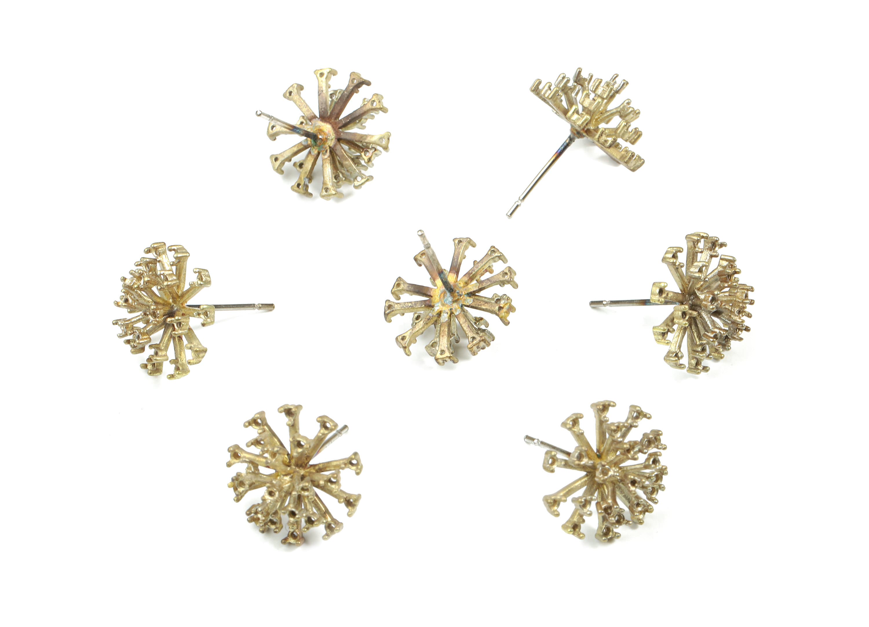 Brass Spike Earring Stud - Raw Brass Spike Earring Post - Surgical Steel - Earring Post - Jewelry Supplies - 13.94x8.22x1.46mm - PP3258 - DOMEDBAZAAR