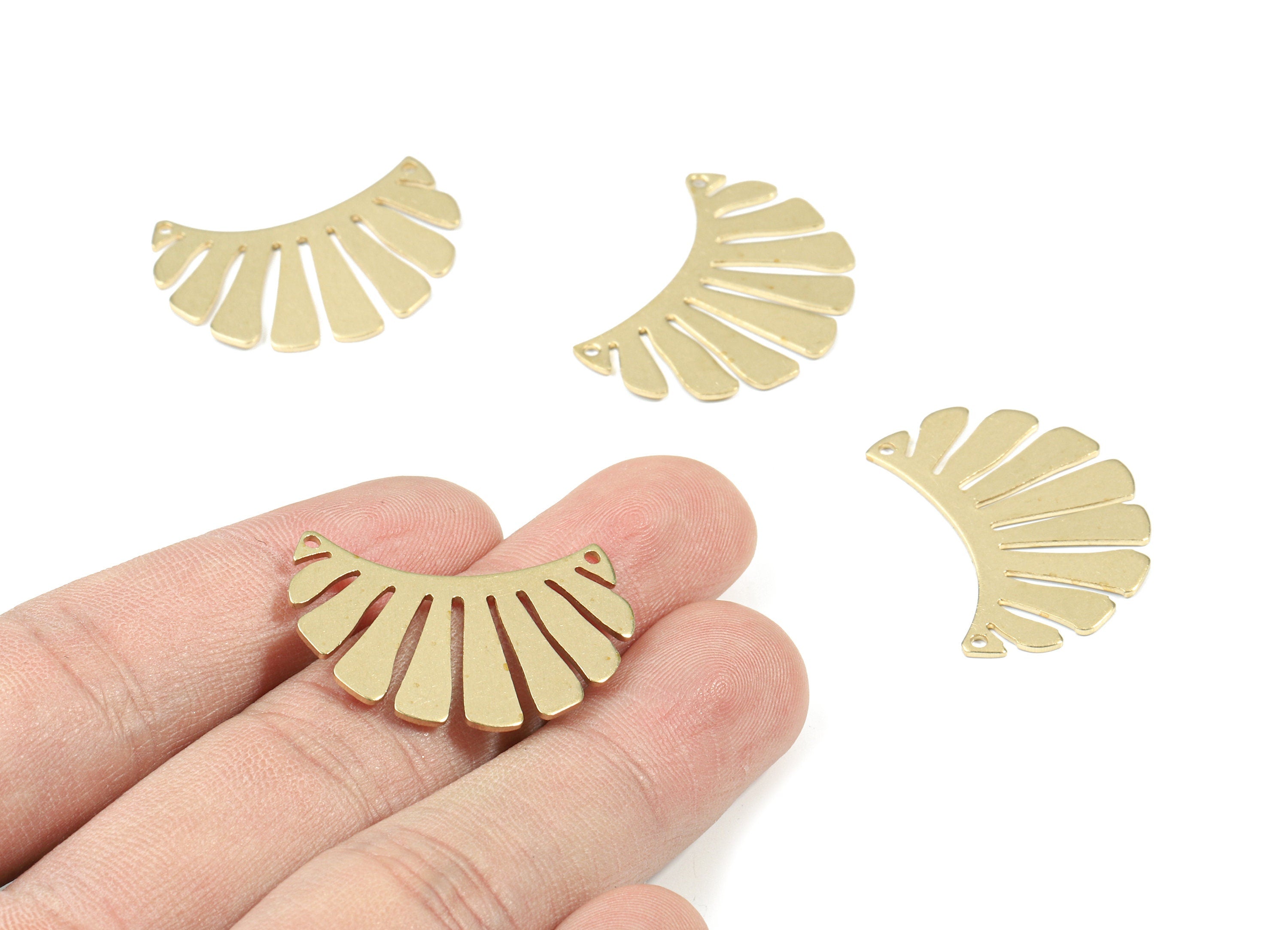Brass Sun Charm For Necklace - Raw Brass Sun Pendant - Textures Brass Connector - Jewelry Supplies - 30.13x21.56x0.85mm - PP3354 - DOMEDBAZAAR