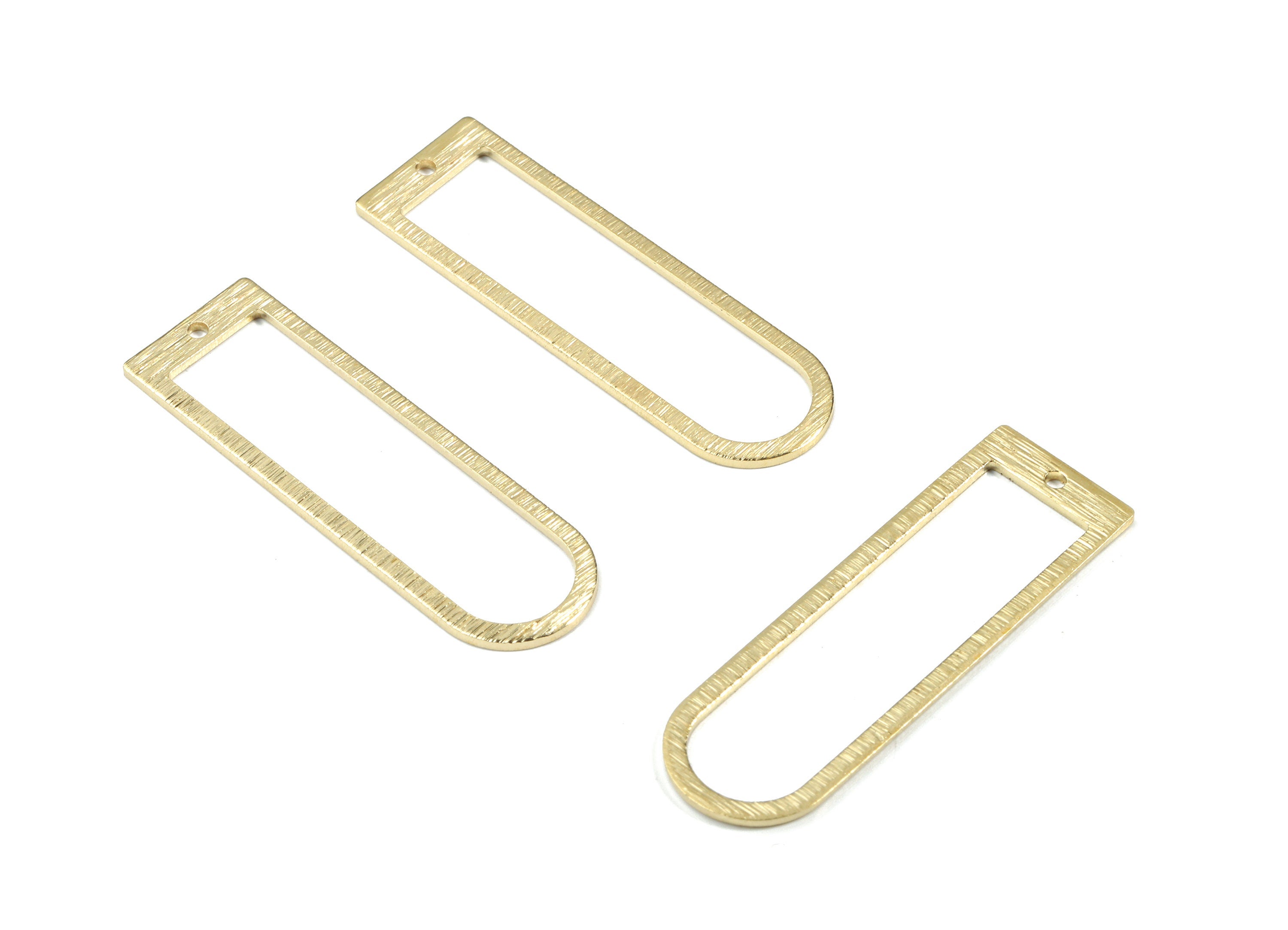 Brass D Ring - Raw Brass Long Oval Connector - Textured Brass D Pendant - Earring Findings - Jewelry Supplies - 40.05x12.61x0.98mm - PP3360 - DOMEDBAZAAR