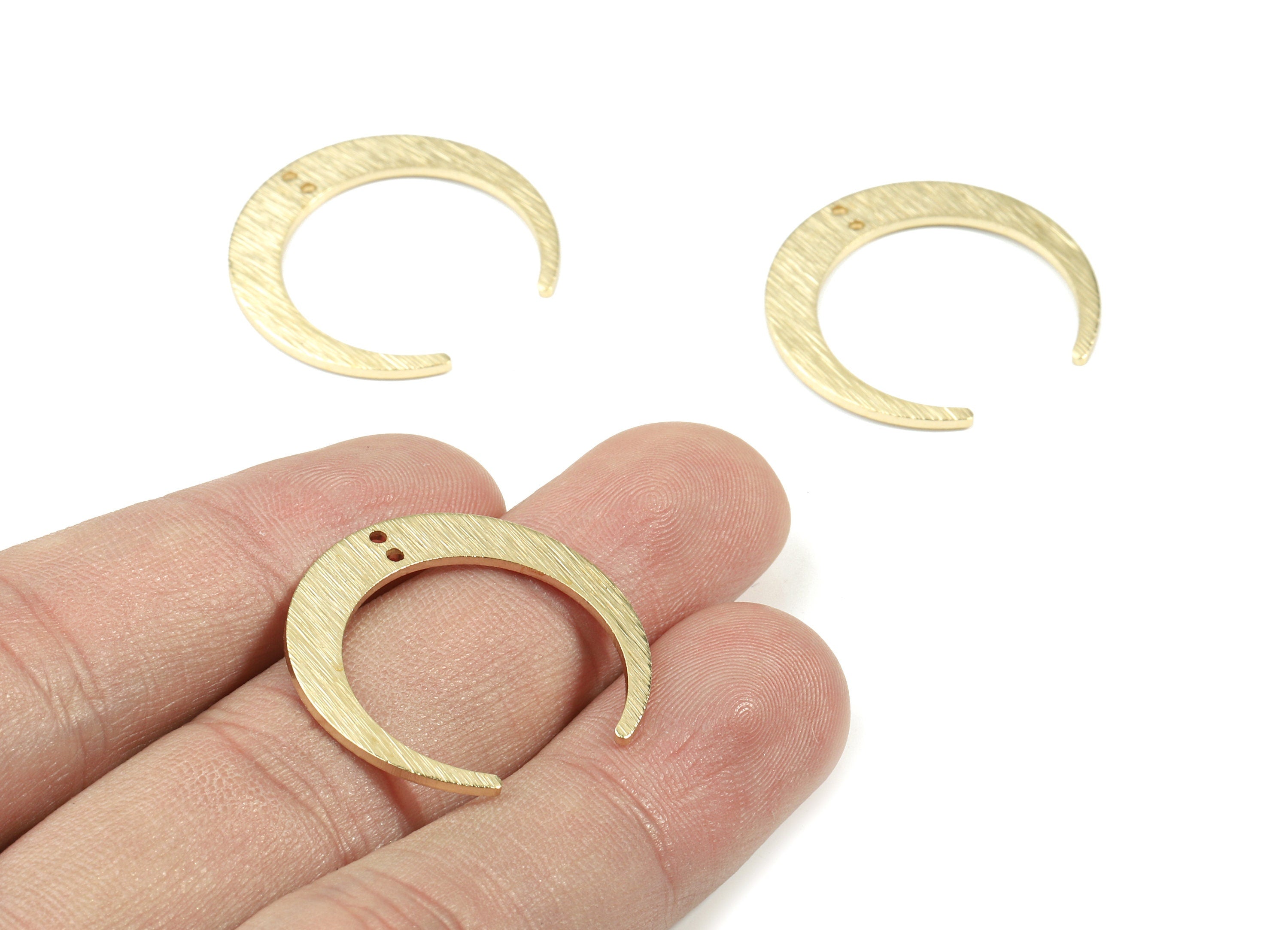 Brass Crescent Connector For Earring - Raw Brass Textured Moon Connector For Necklace - Jewelry Supplies - 27.14x25.85x0.97mm - PP3414 - DOMEDBAZAAR