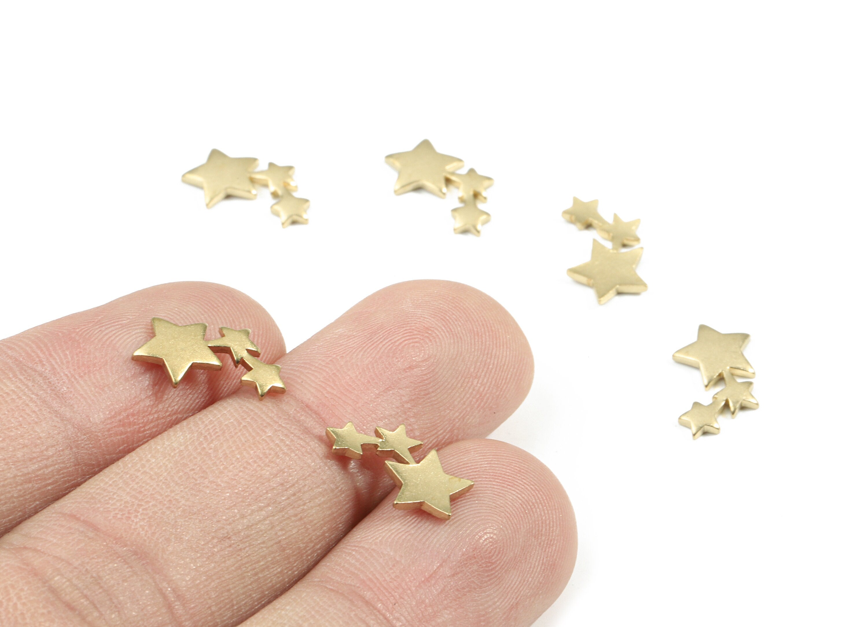 Brass Mini Star Figure - Raw Brass Star Figure For Earring - Wallart Decoration - Jewelry Making - 12.87x7.22x1.22mm - PP3459 - DOMEDBAZAAR