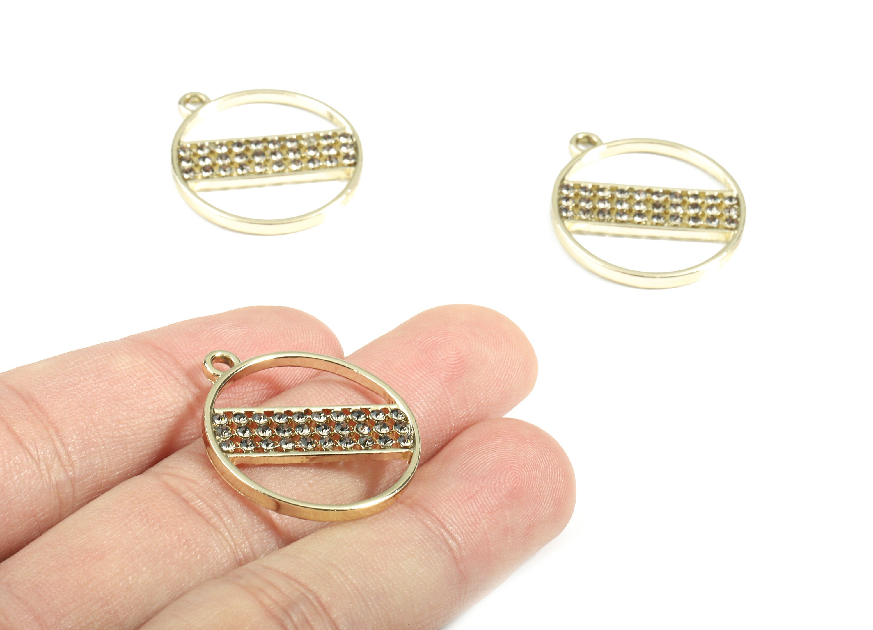 Alloy Circle Pendant With Glasses - Zinc Alloy Round Earring Charms - Gold Tone Plated - Jewelry Supplies - 27.95x24.62x2.58mm - ZZ1688 - DOMEDBAZAAR